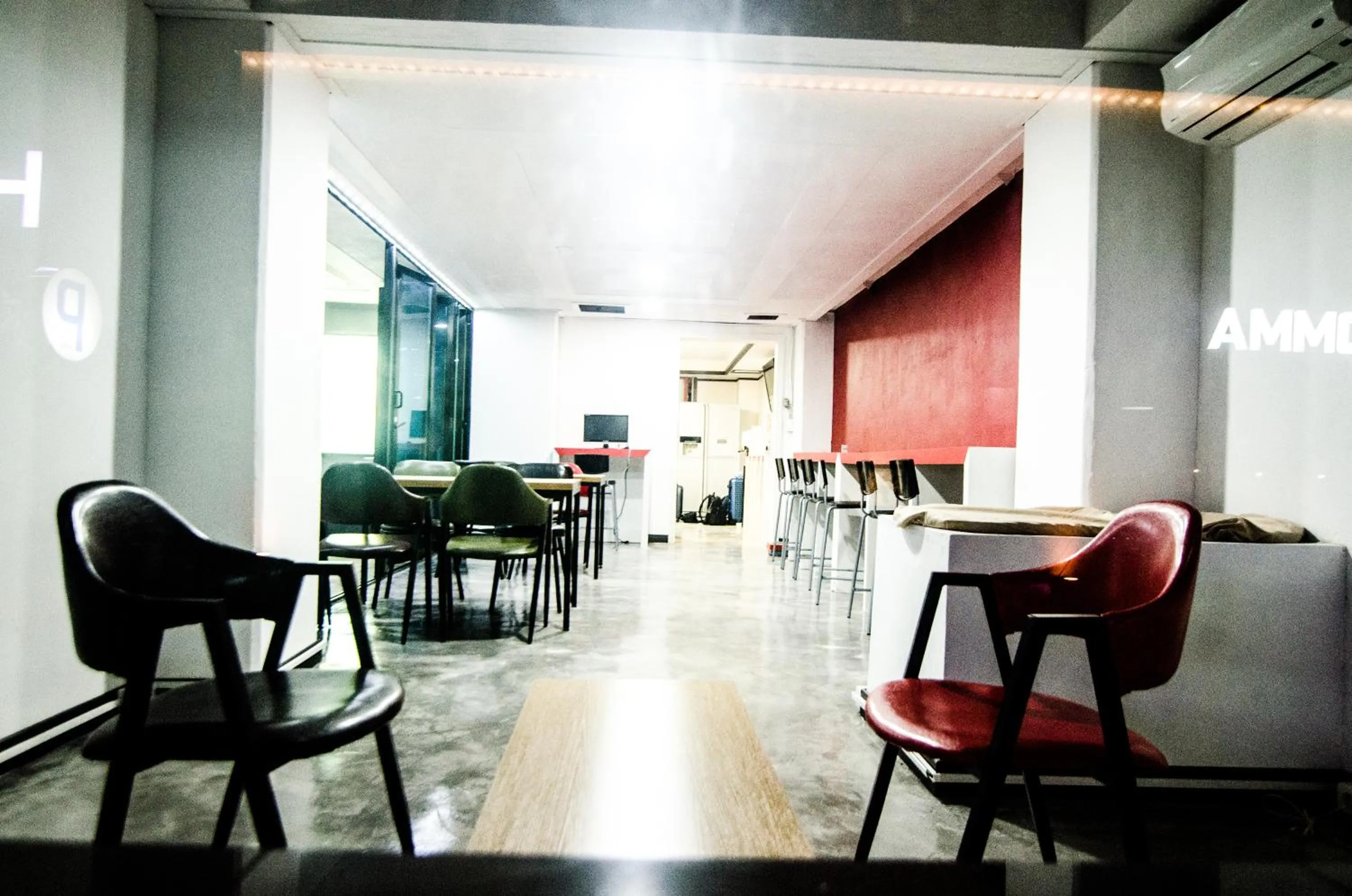 Communal lounge/ TV room in Kimchee Busan Downtown Guesthouse