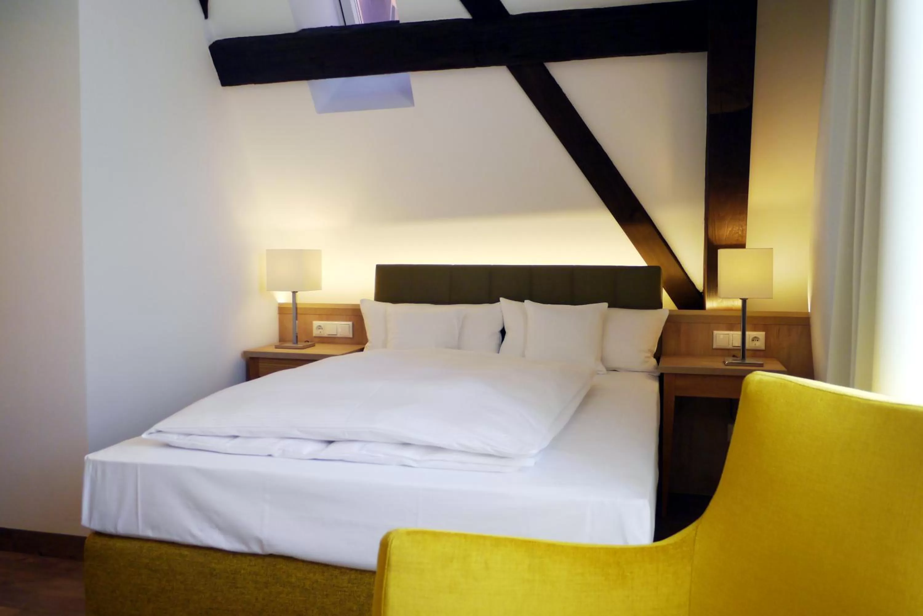 Photo of the whole room, Bed in Das Brunners