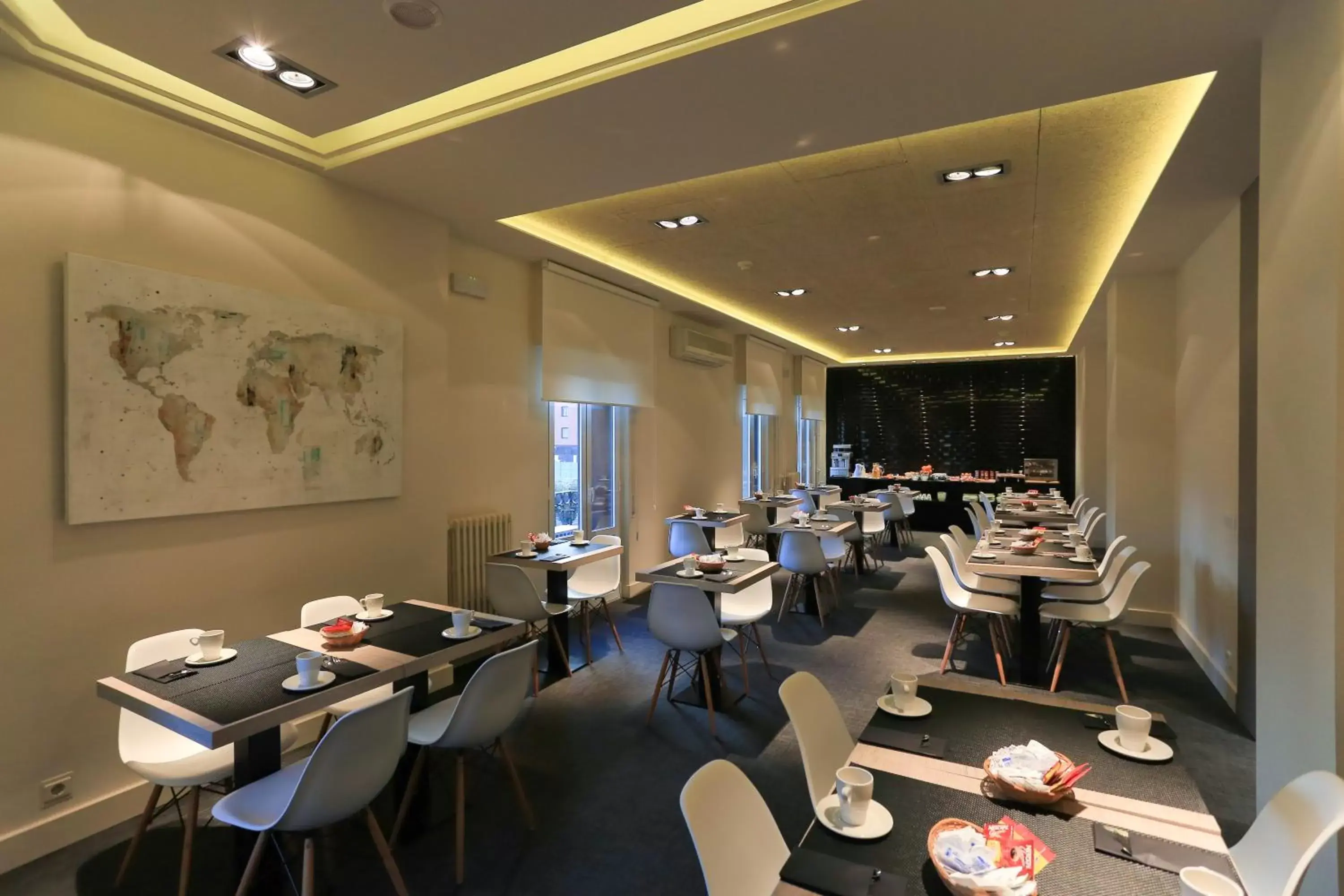 Restaurant/places to eat in Habitus Hotel Leyre Restaurant/places to eat in Habitus Hotel Leyre