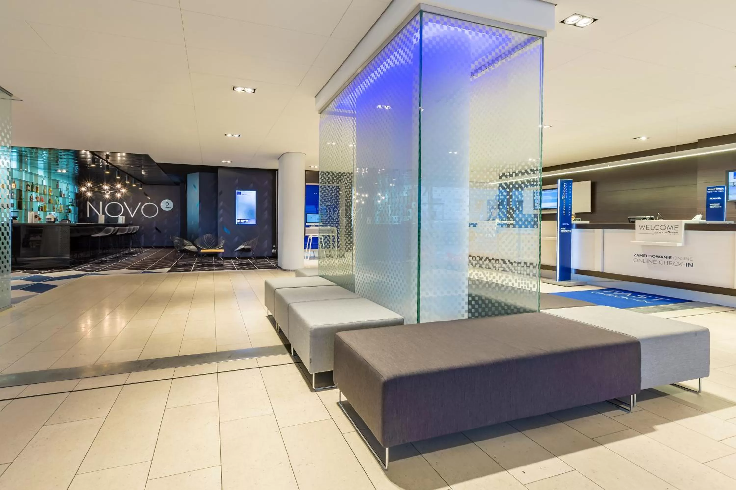 Lobby or reception in Novotel Katowice Centrum