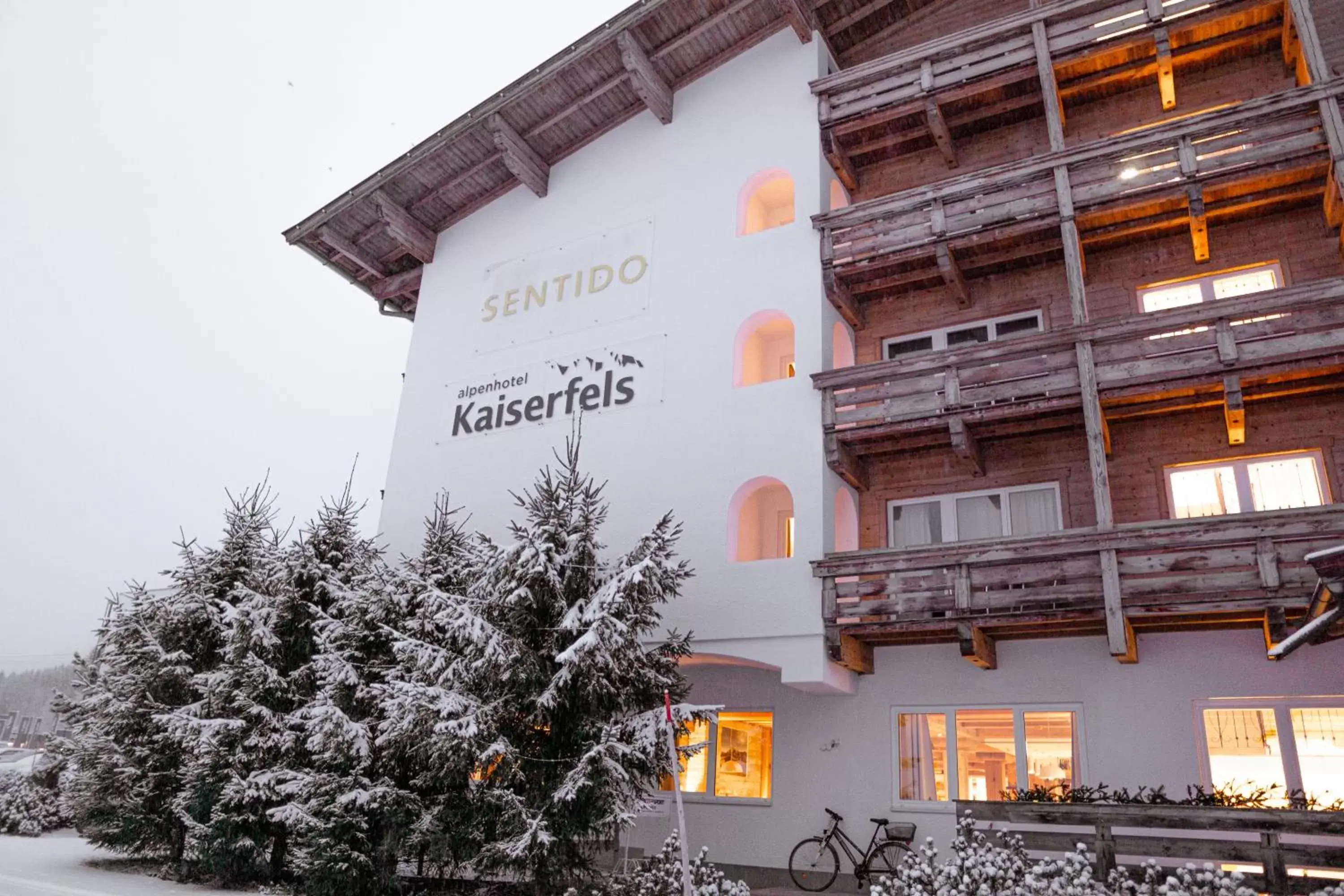 Area and facilities, Property Building in Sentido alpenhotel Kaiserfels