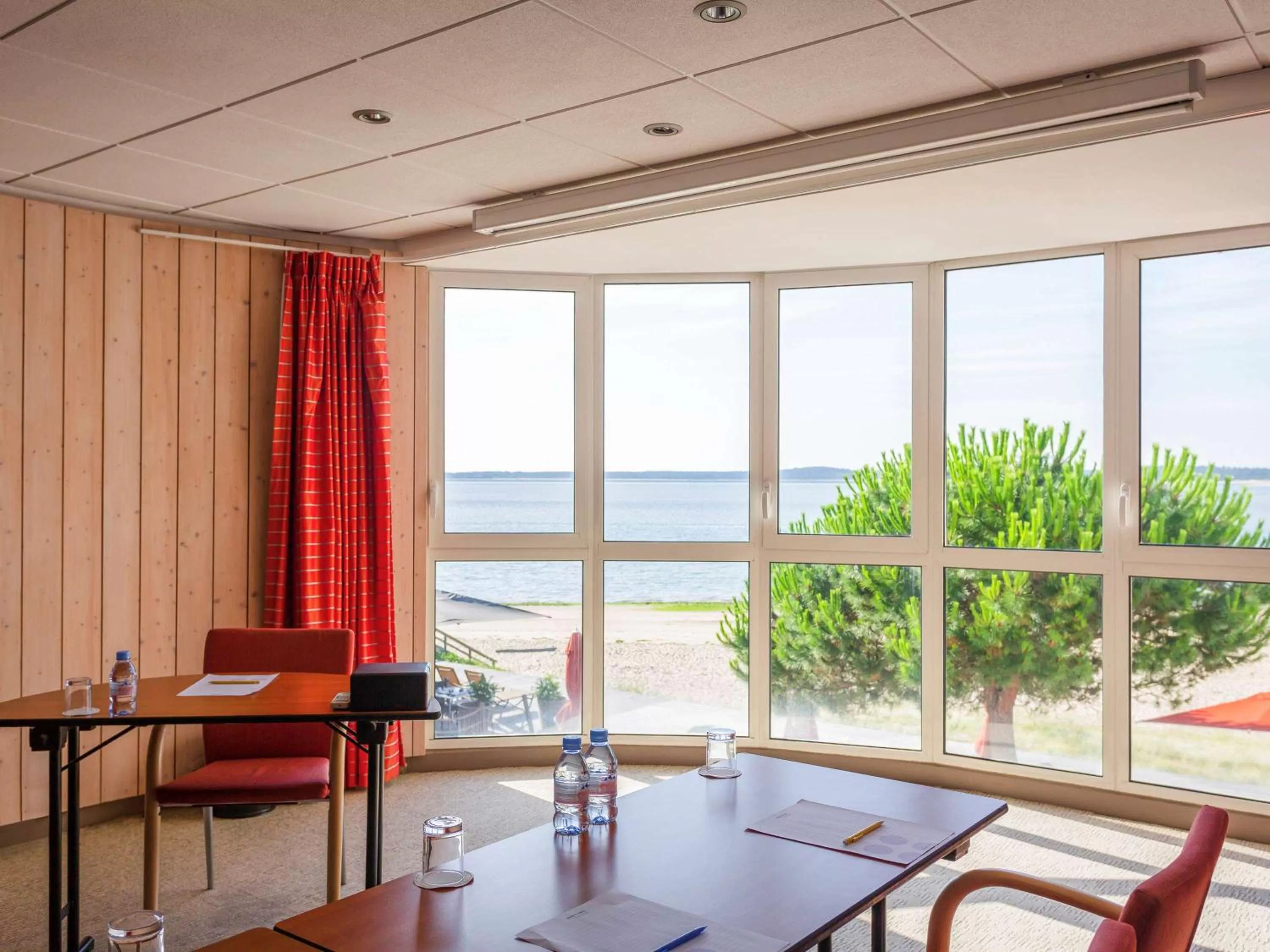 On site in Novotel Thalassa Ile d'Oléron