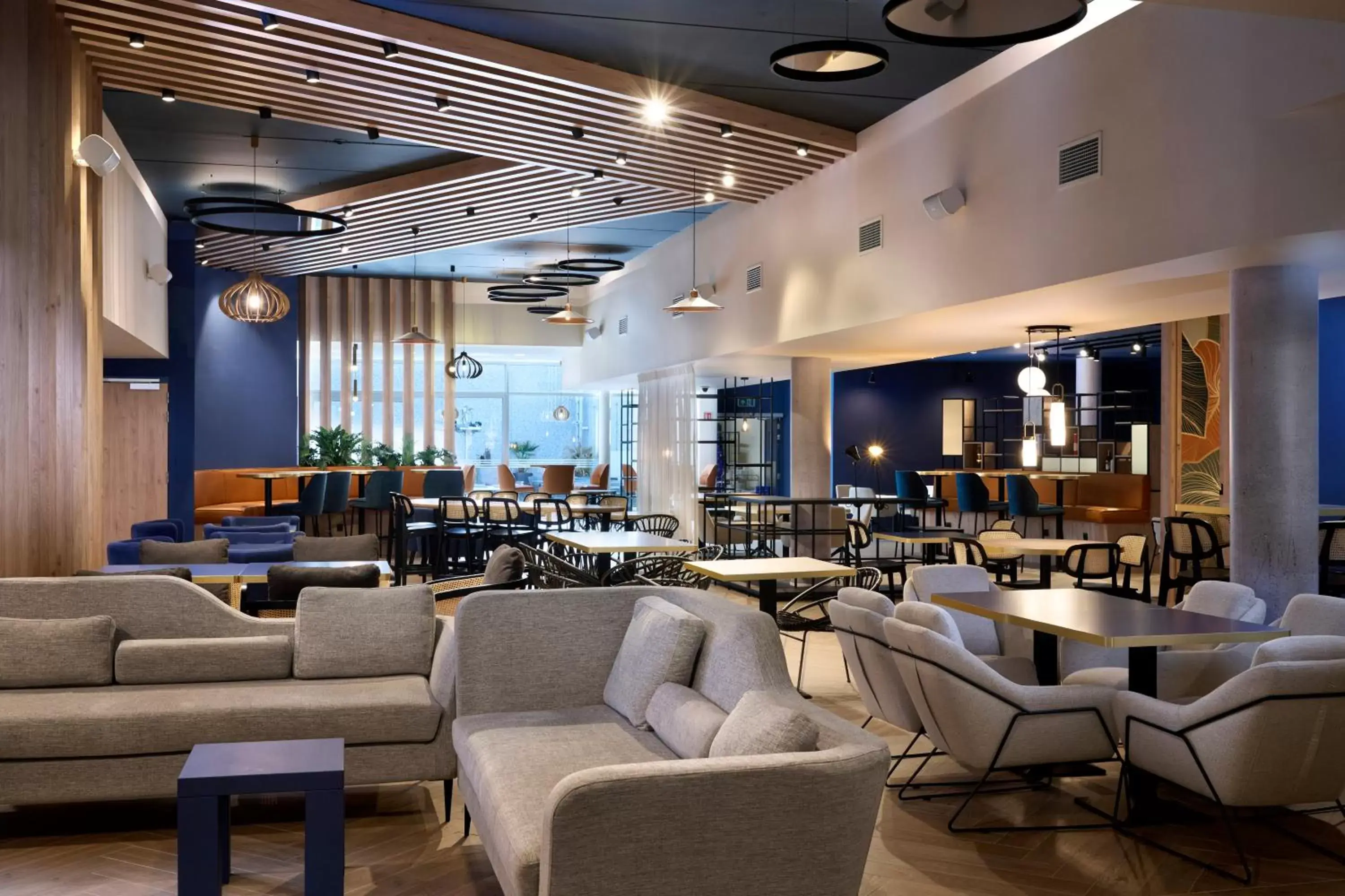 Lounge/Bar in Novotel Ieper Centrum