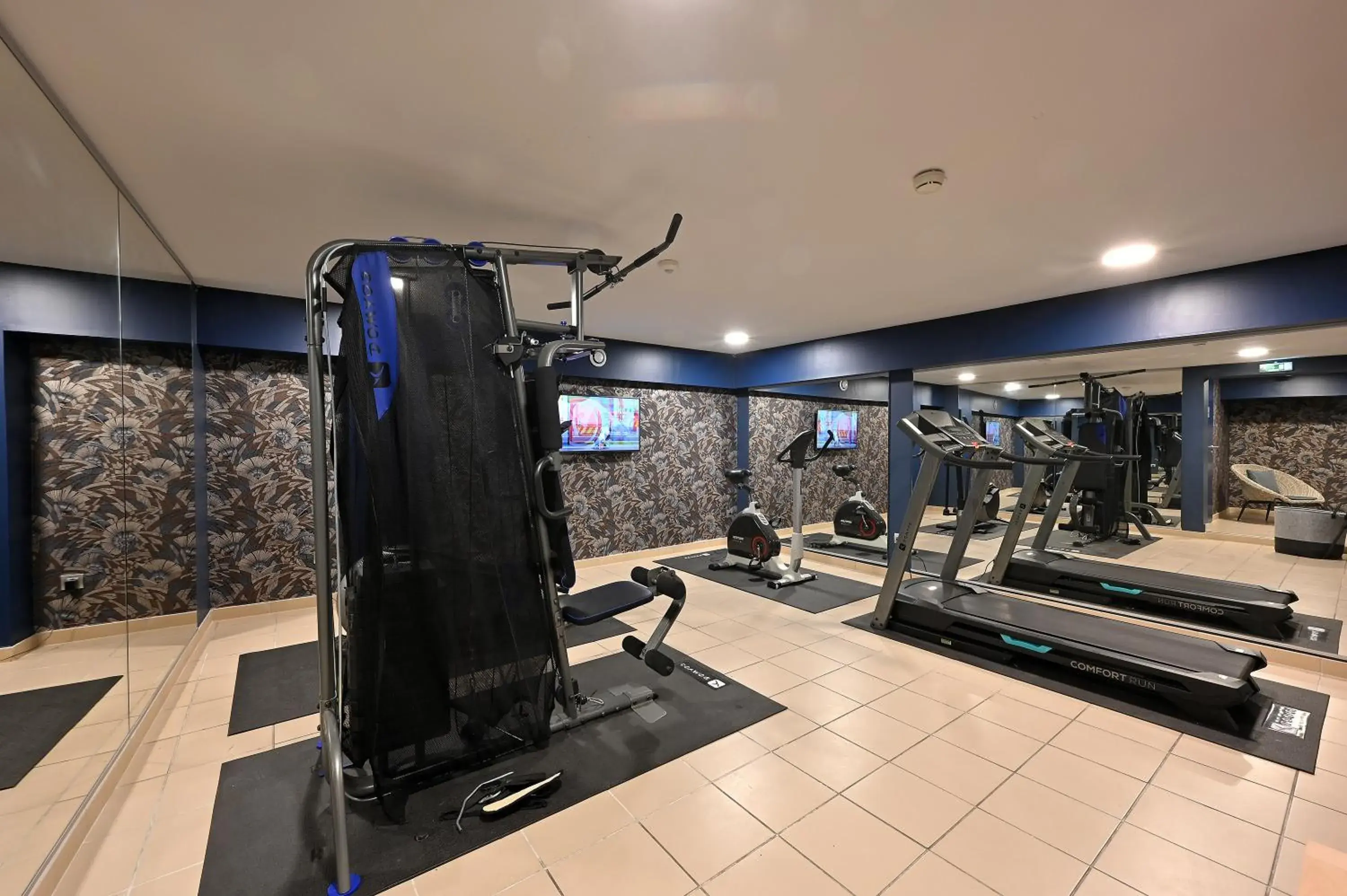 Fitness centre/facilities, Fitness Center/Facilities in Dali Hotel