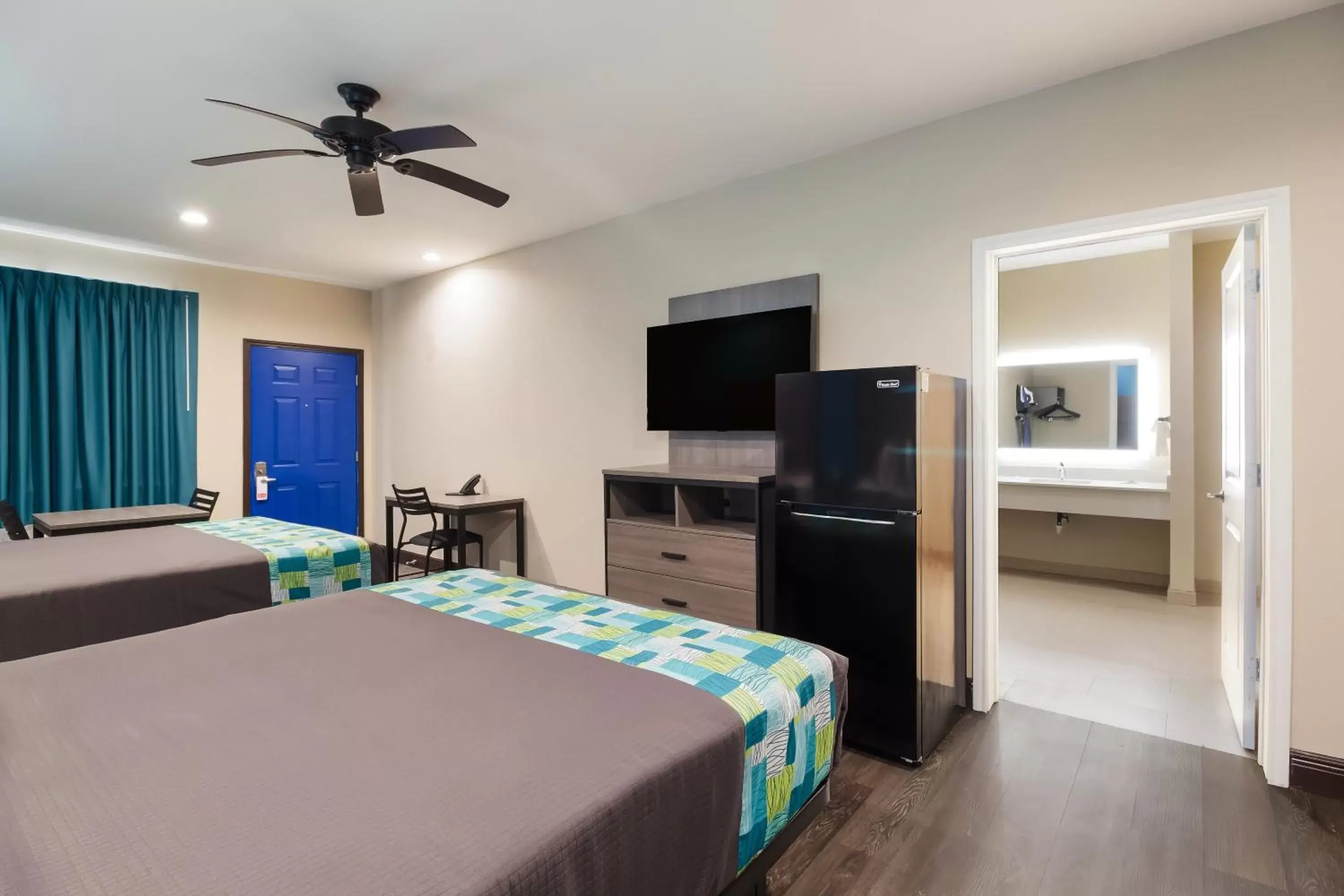 Bed in Scottish Inns & Suites Hitchcock-Santa Fe Bed in Scottish Inns & Suites Hitchcock-Santa Fe