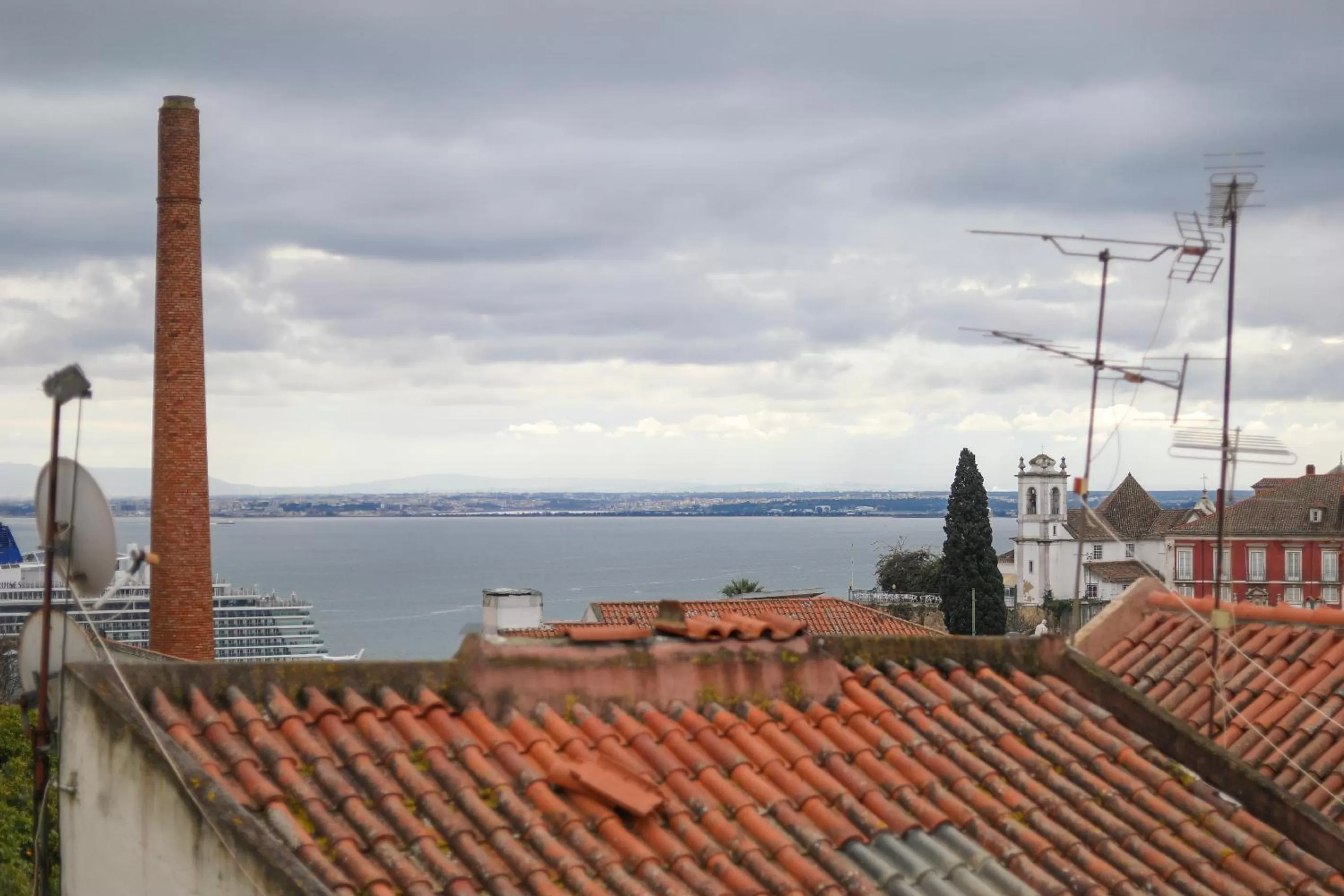 Loios Studios and Apartments