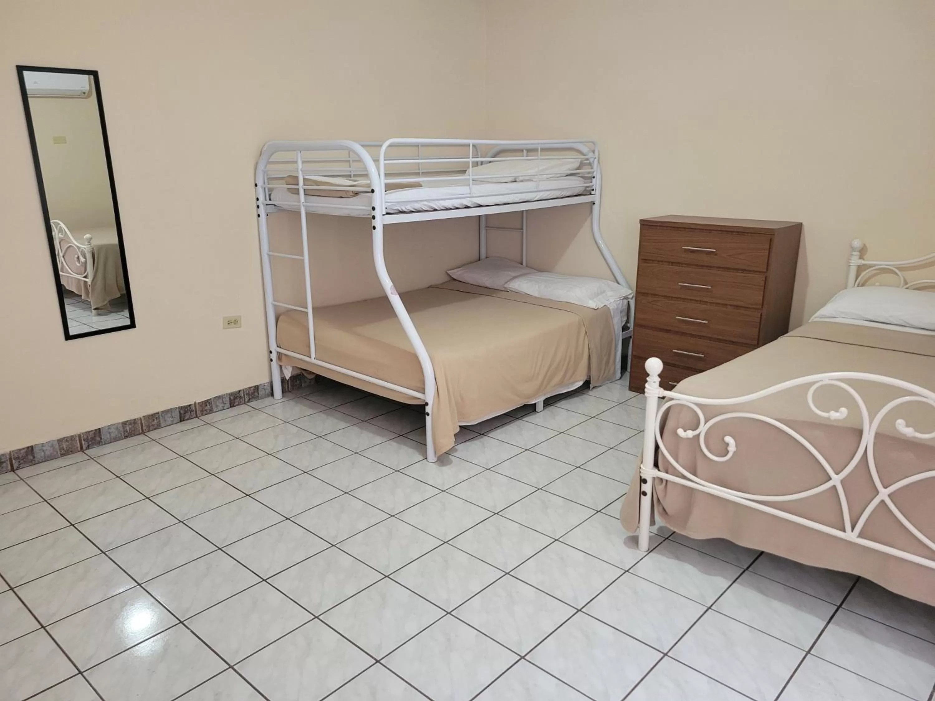 Bed in Aguada of the Seas