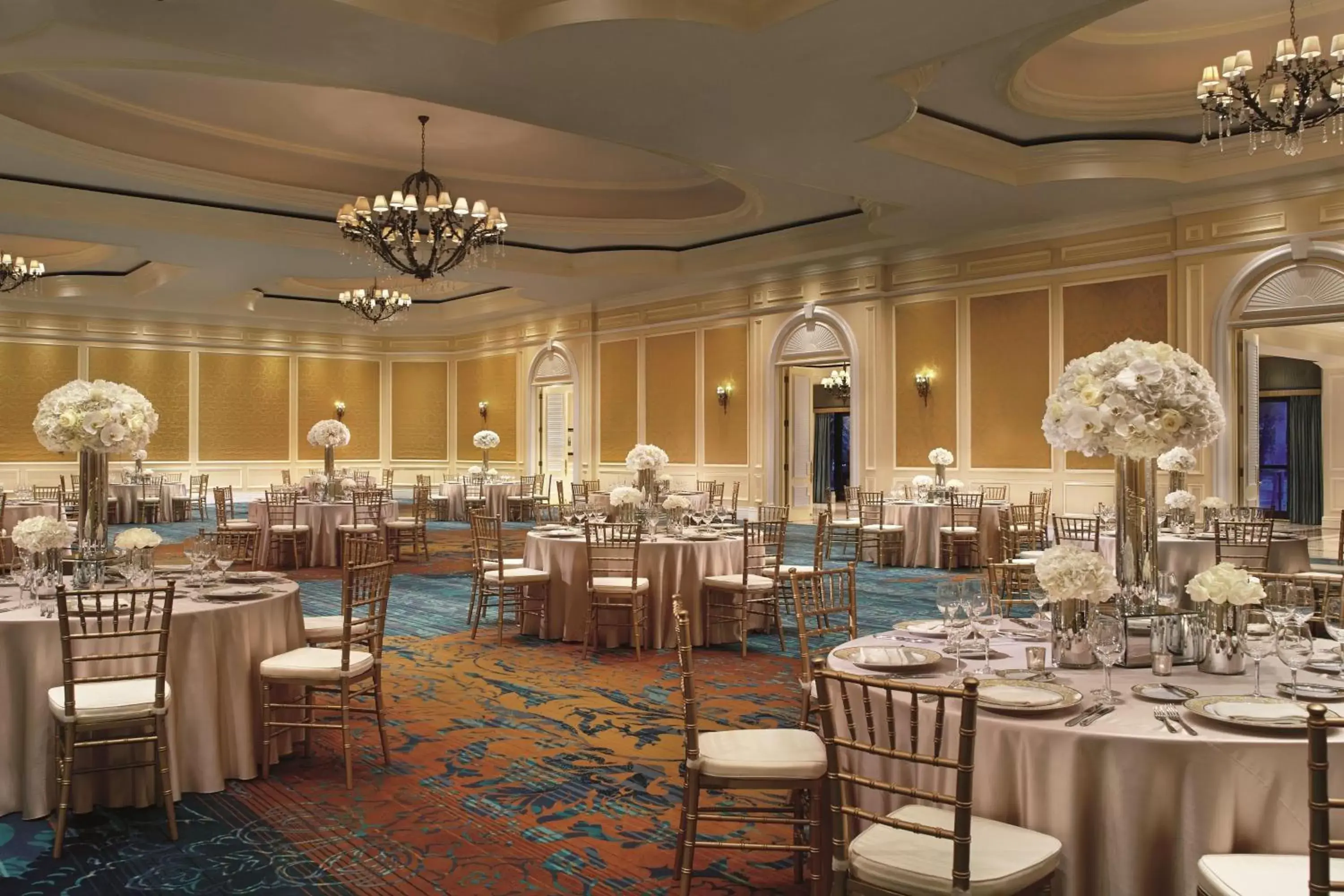 Banquet/Function facilities, Restaurant/Places to Eat in The Ritz-Carlton Coconut Grove, Miami