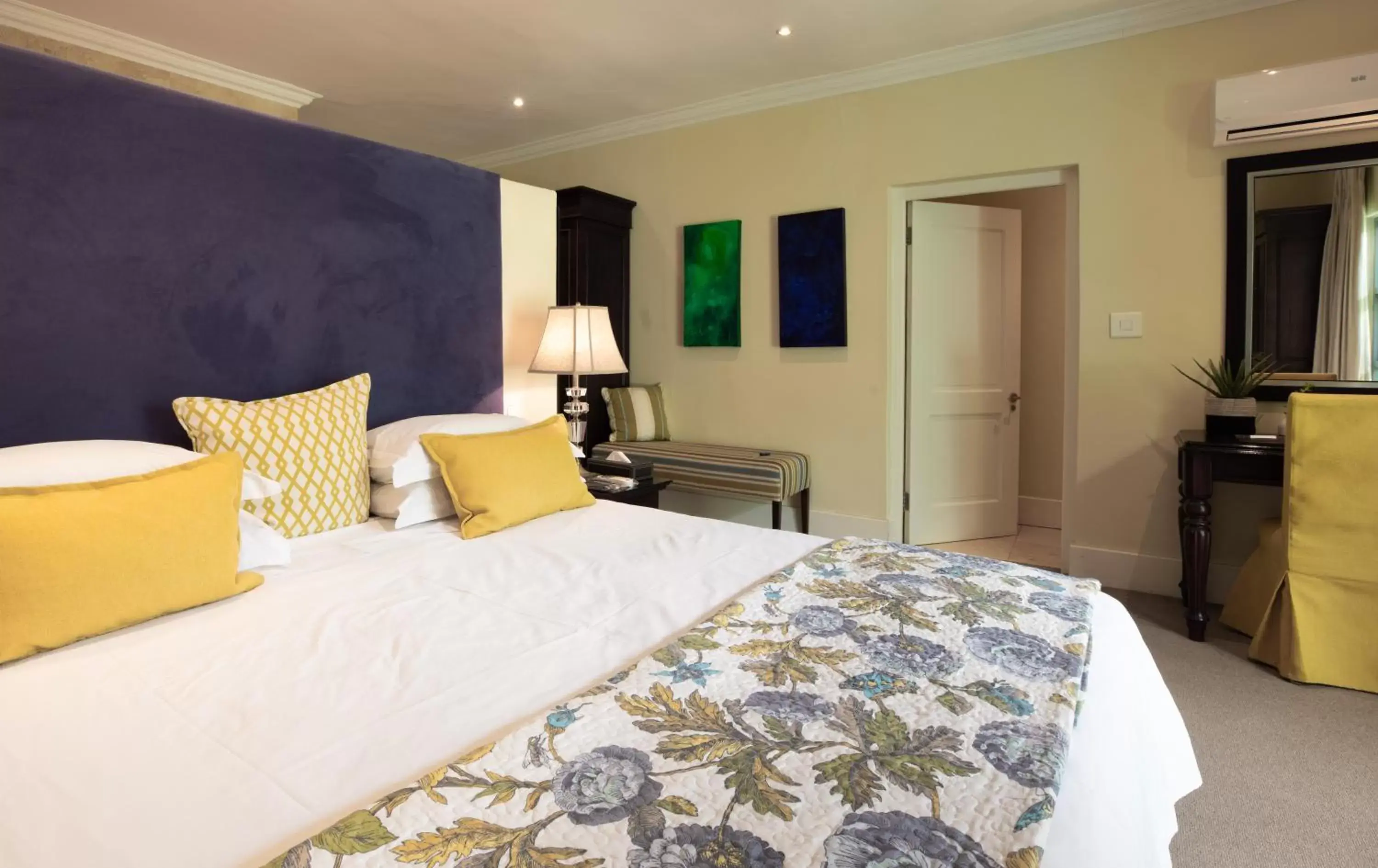 Bedroom, Bed in Parkwood Boutique Hotel