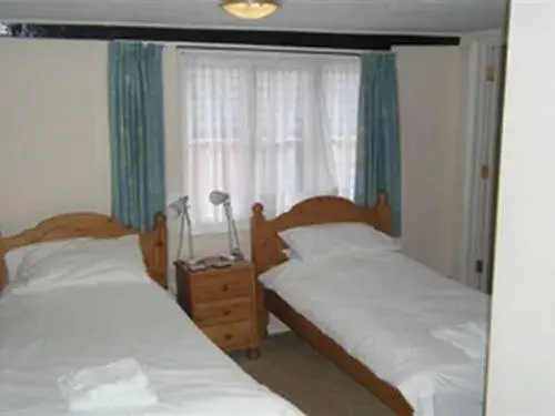 Standard Twin Room in The Westgate