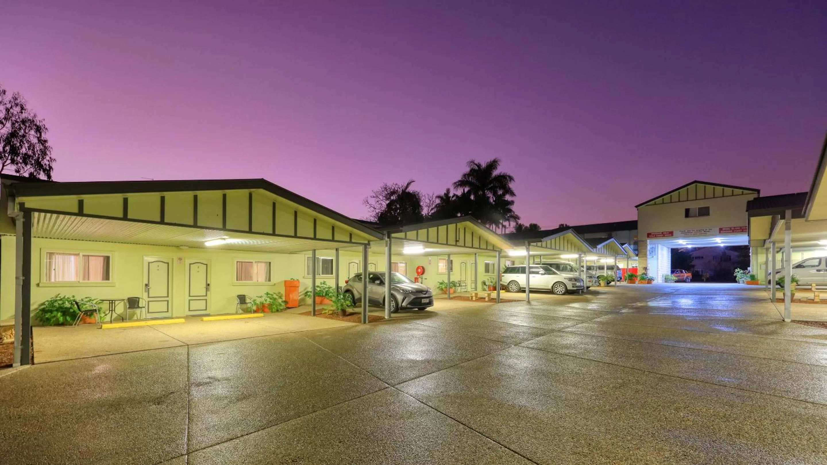 Parking in Best Western Caboolture Gateway Motel