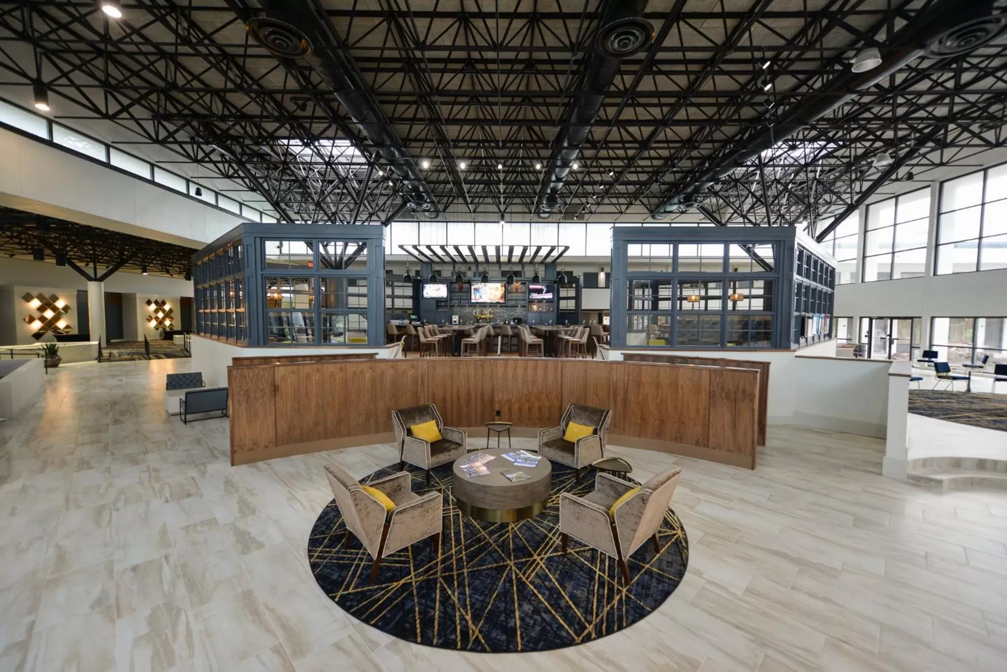 Property building in Crowne Plaza Jacksonville Airport I-95N by IHG