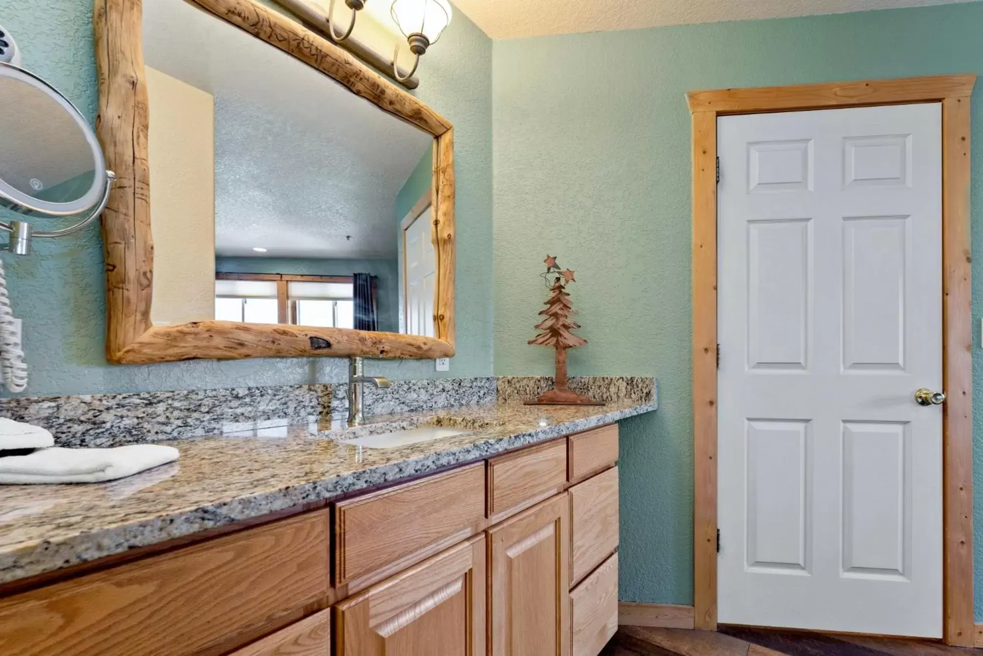 Bathroom in Gateway Inn