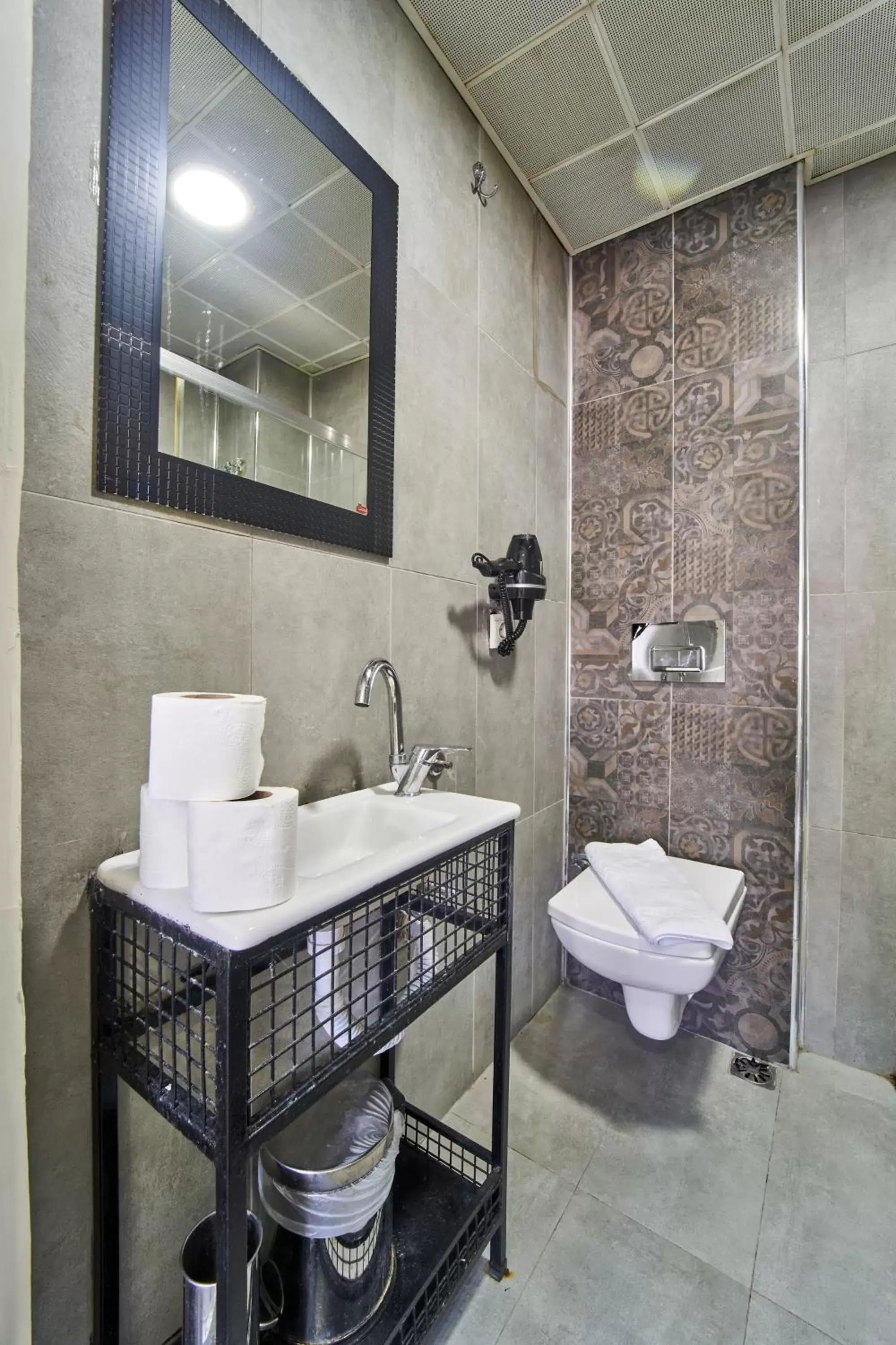 Bathroom in Istanbul Sirkeci Hotel