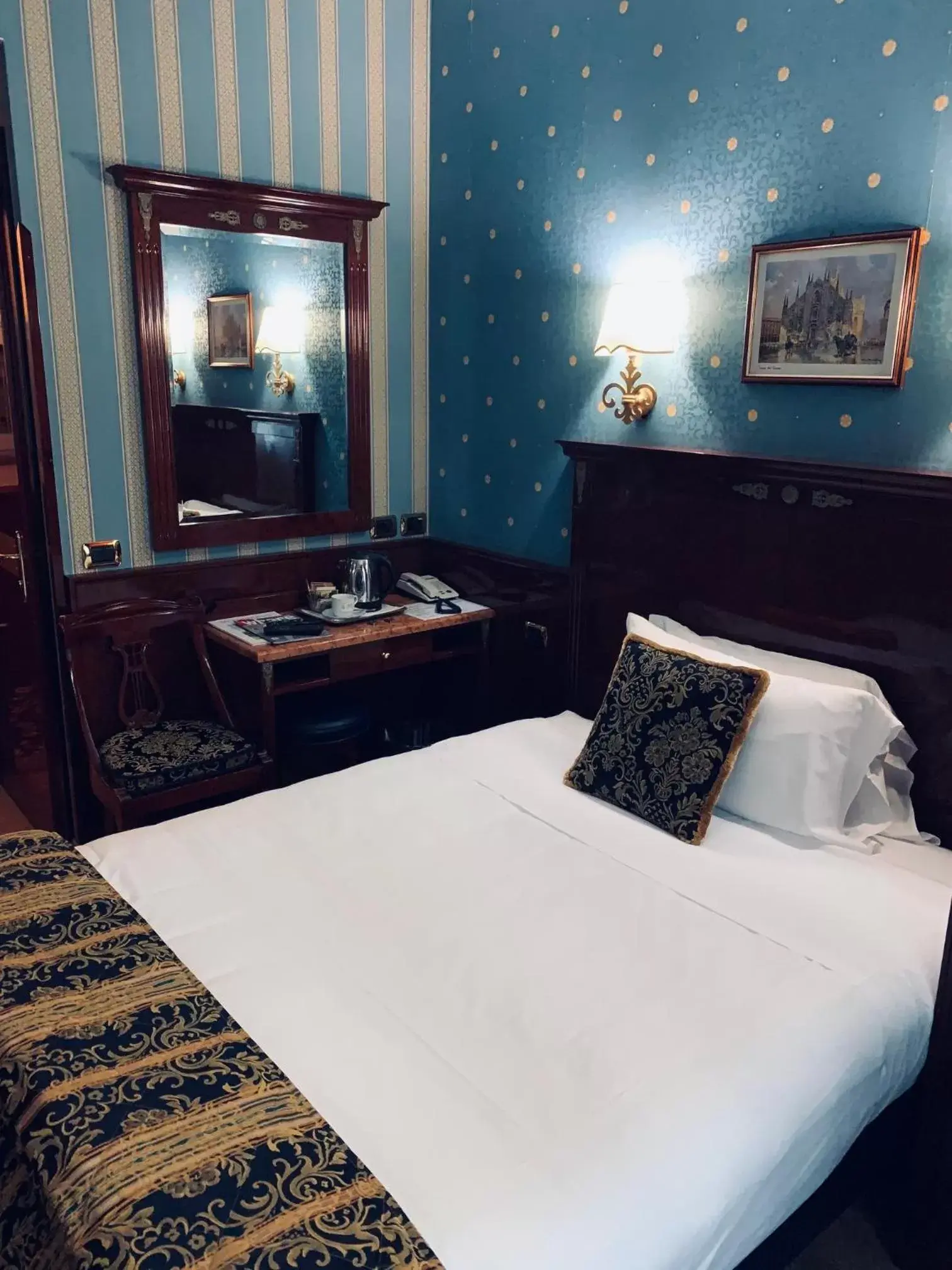 Other, Bed in Hotel Vittoria