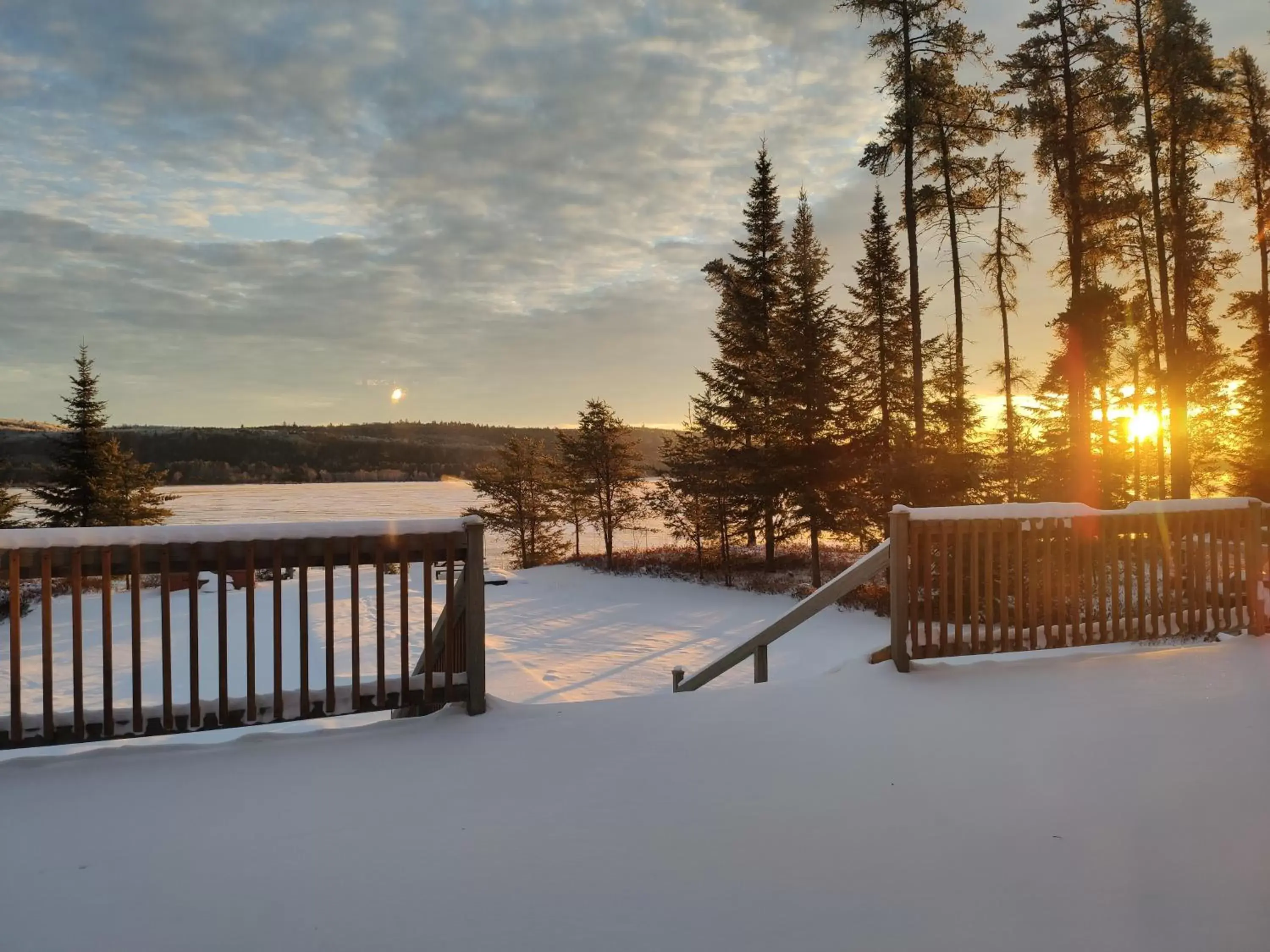 Patio, Winter in Camp Taureau - Altaï Canada