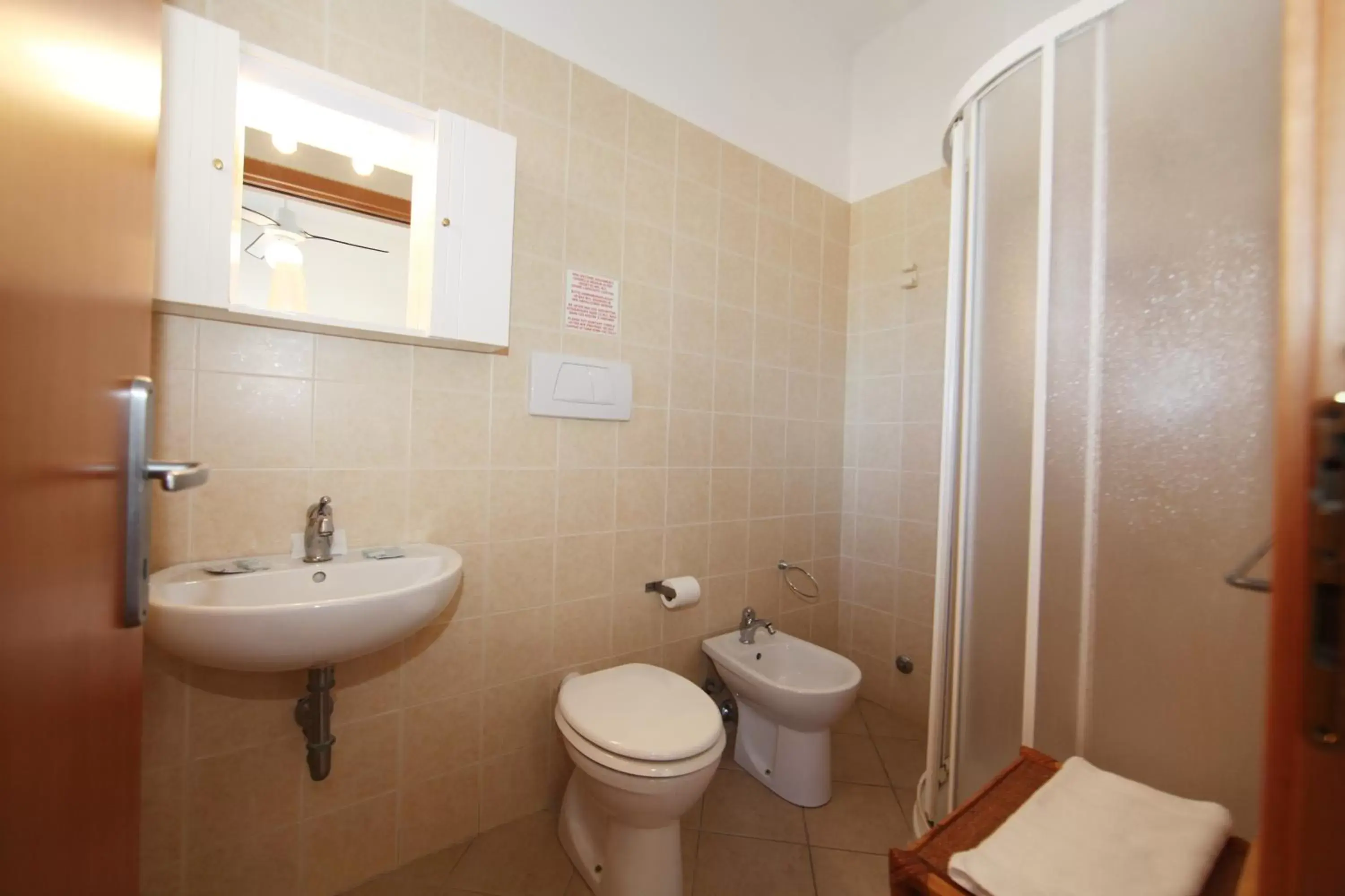 Bathroom in Hotel Villa Wanda