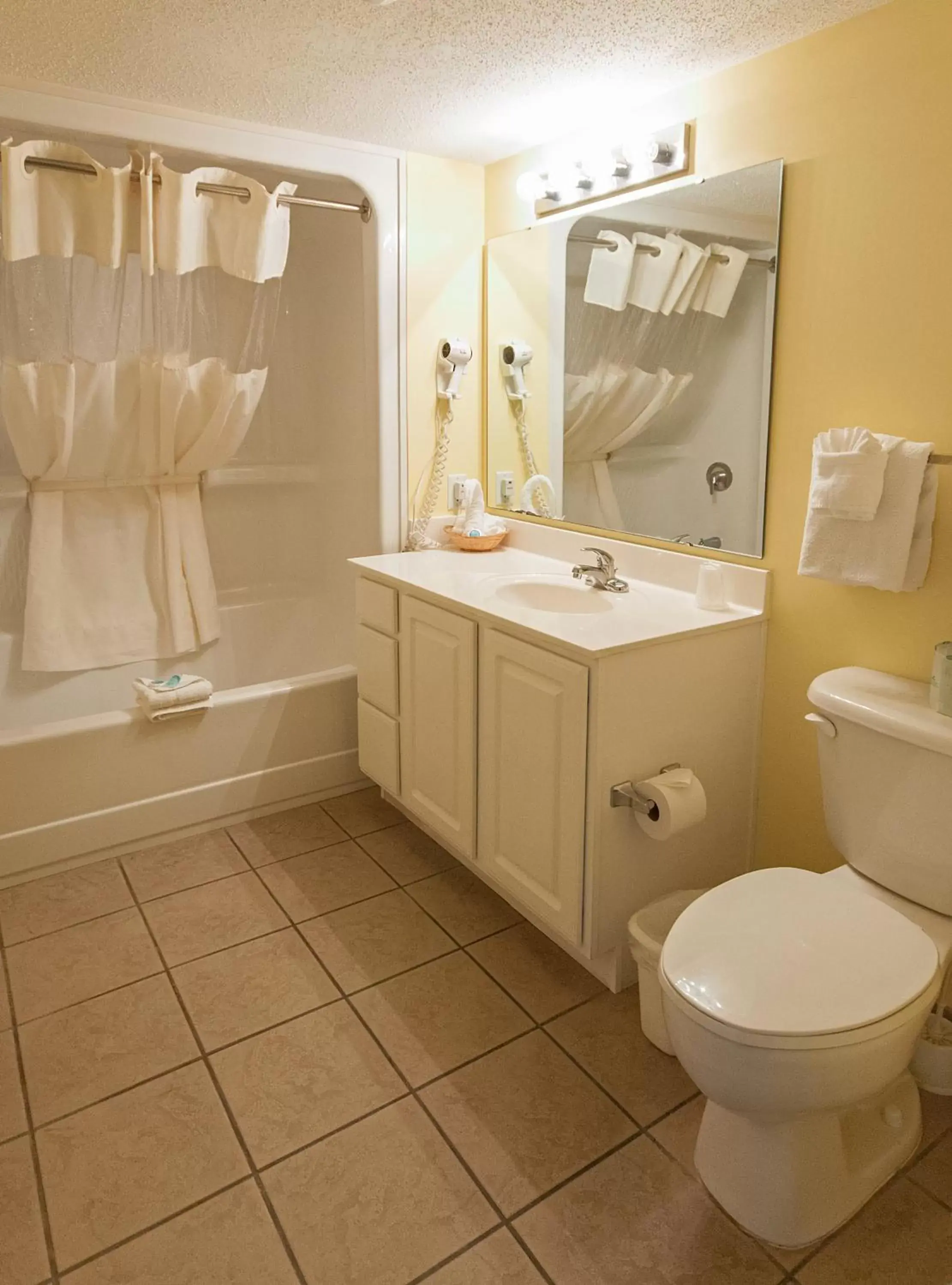 Bathroom in Paradise Resort