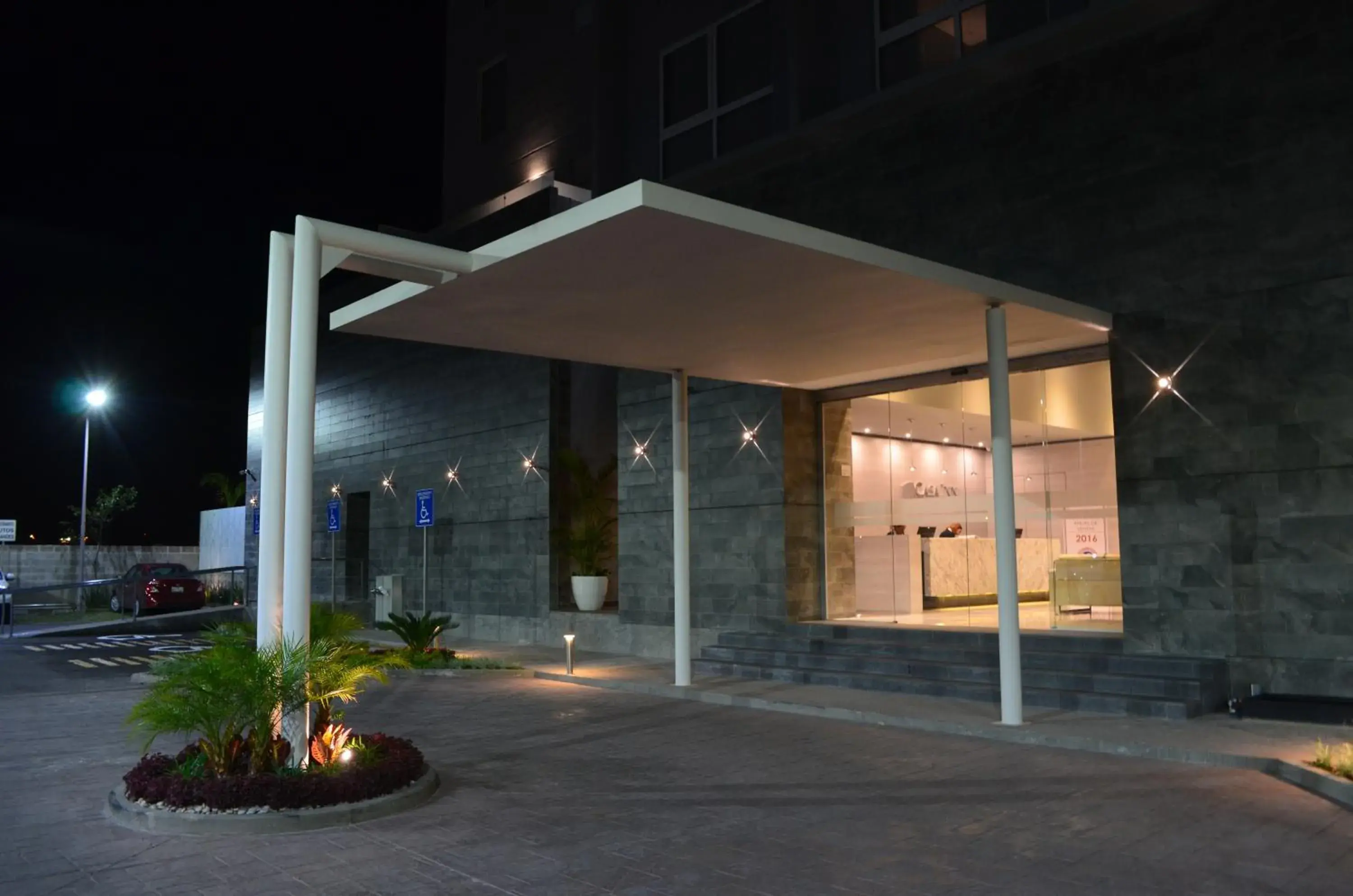 Facade/entrance in Casa Inn Business Irapuato