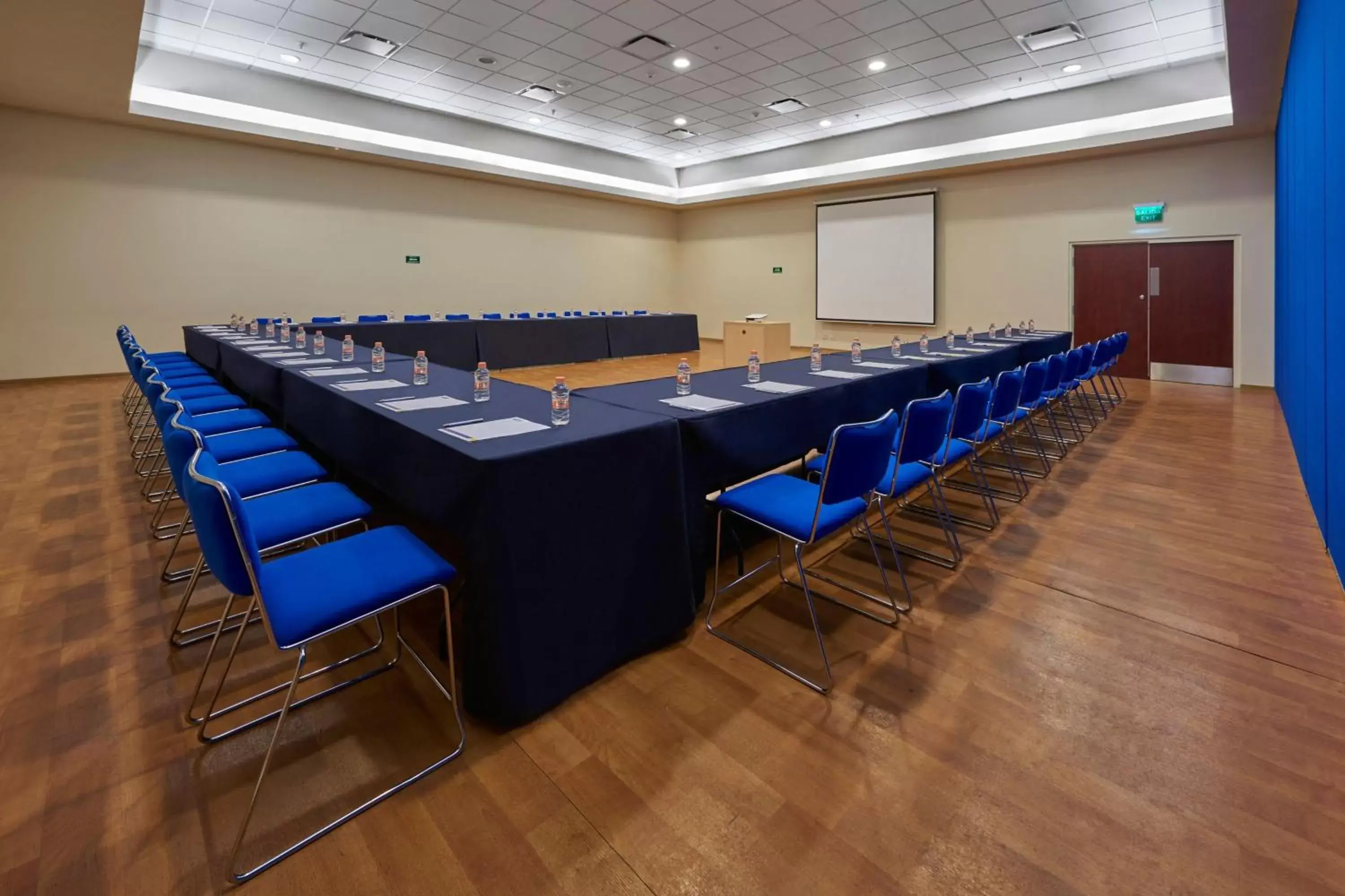 Meeting/conference room in City Express by Marriott Xalapa