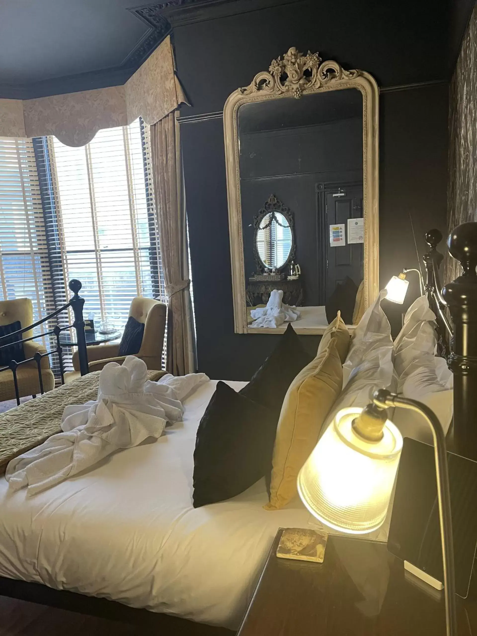 Bedroom, Bed in The Twenty One Bedroom, Bed in The Twenty One