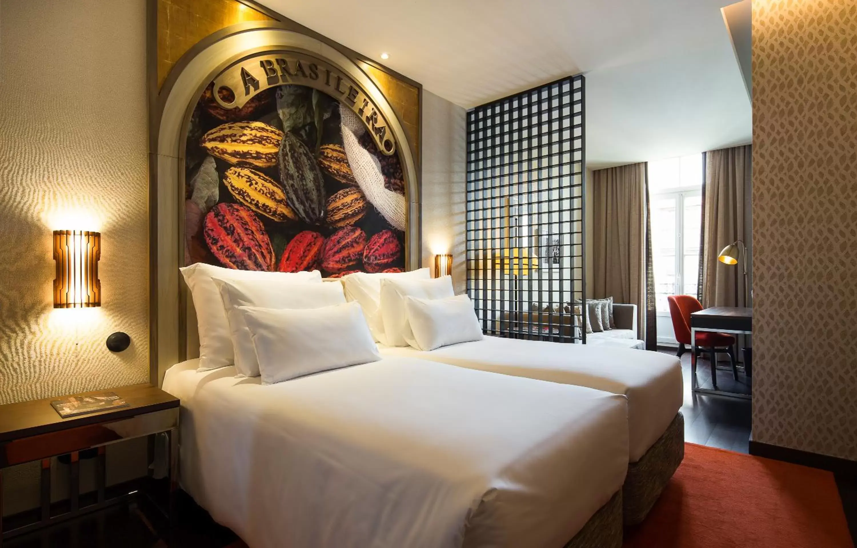 Bedroom, Bed in Pestana Porto - A Brasileira, City Center & Heritage Building