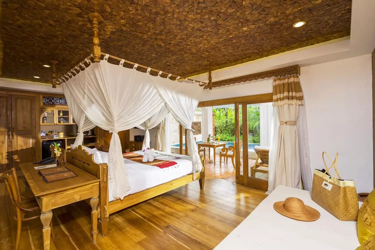 Bed in Santhiya Tree Koh Chang Resort