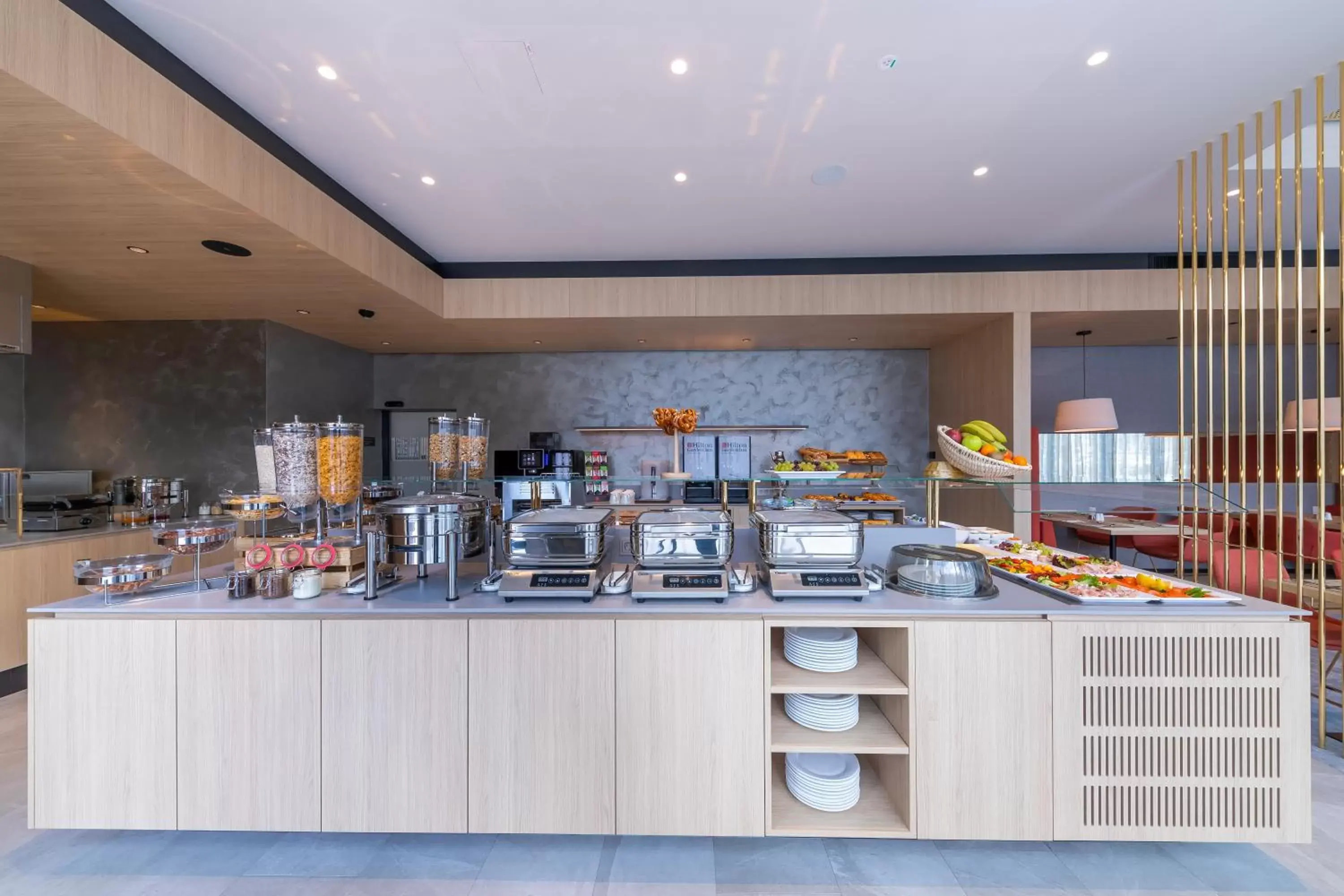 Coffee/tea facilities, Restaurant/Places to Eat in Hilton Garden Inn Wiener Neustadt