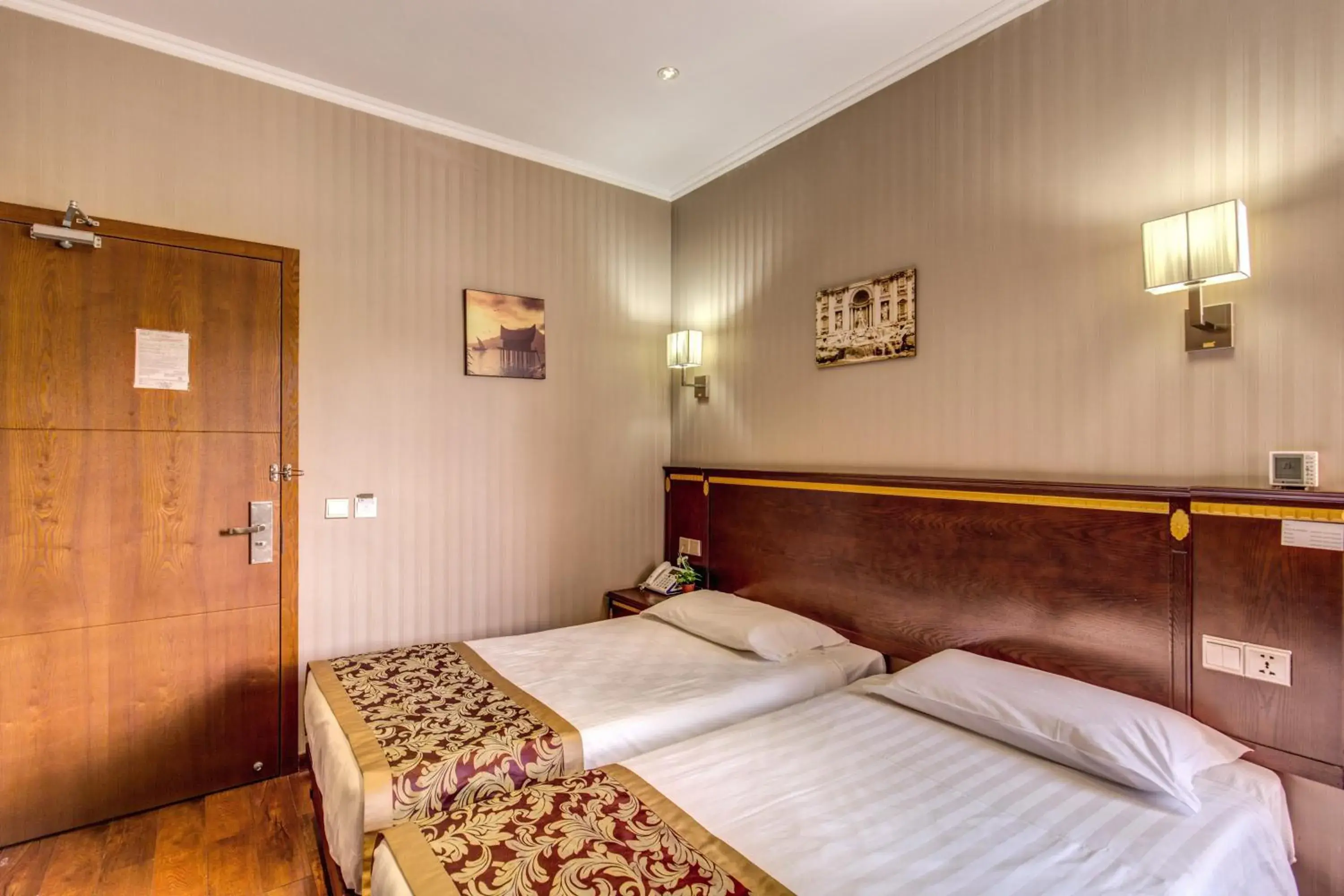 Bedroom, Room Photo in Hotel Rome Love