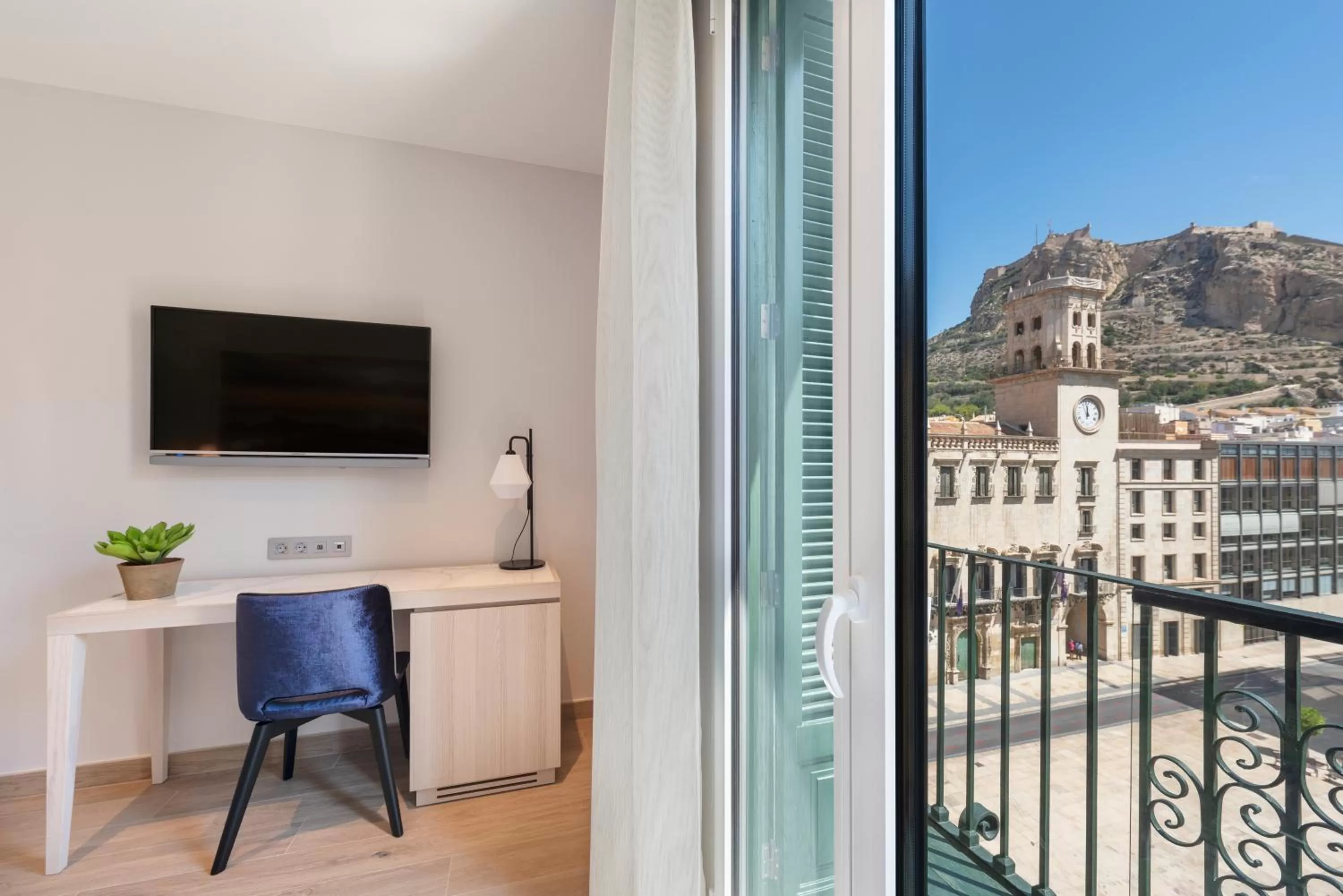 Balcony/Terrace in Eurostars Mediterranea Plaza