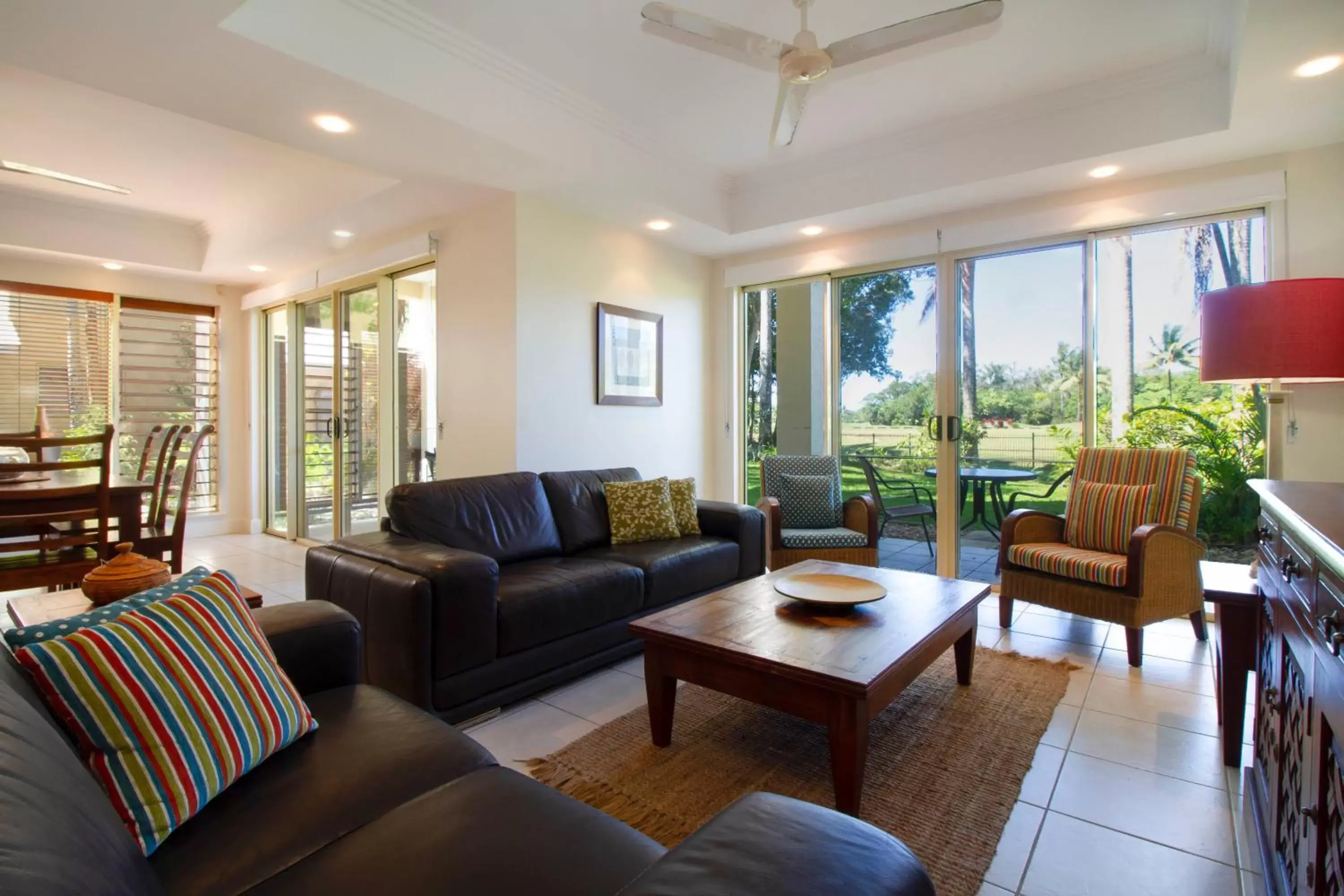 Living room, Seating Area in Paradise Links Resort Port Douglas