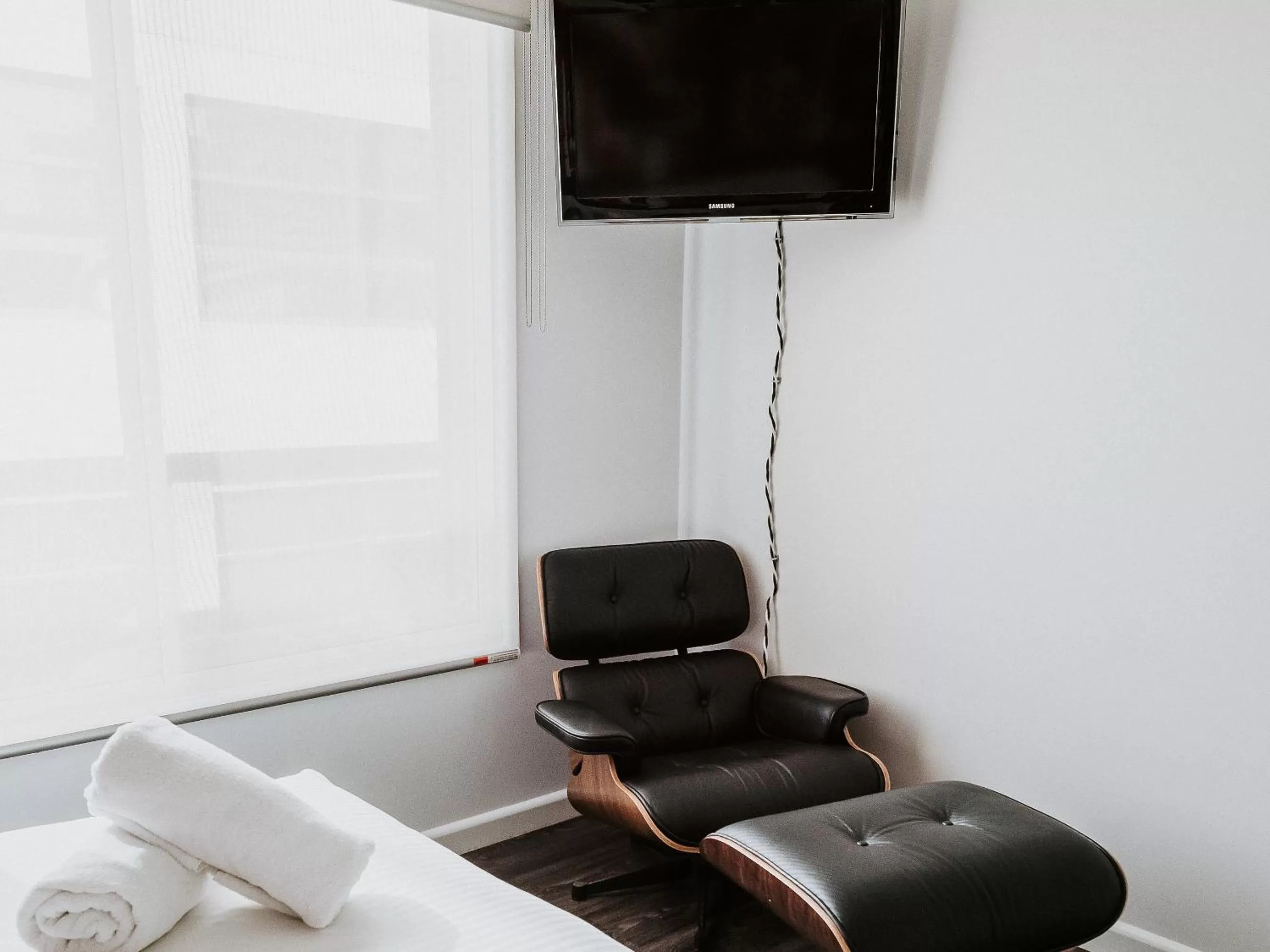 Seating area in SoYa Apartment Hotel