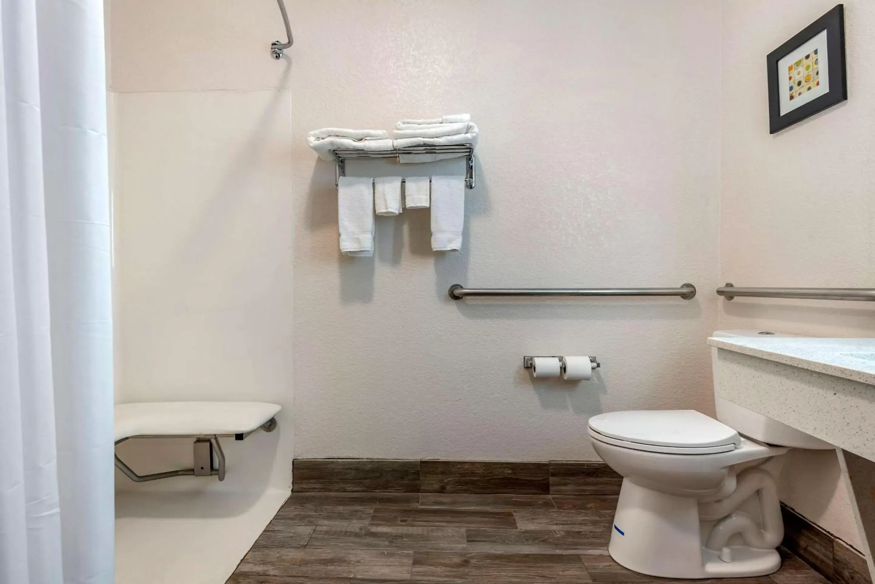 Bathroom in Comfort Inn & Suites Liverpool-Clay