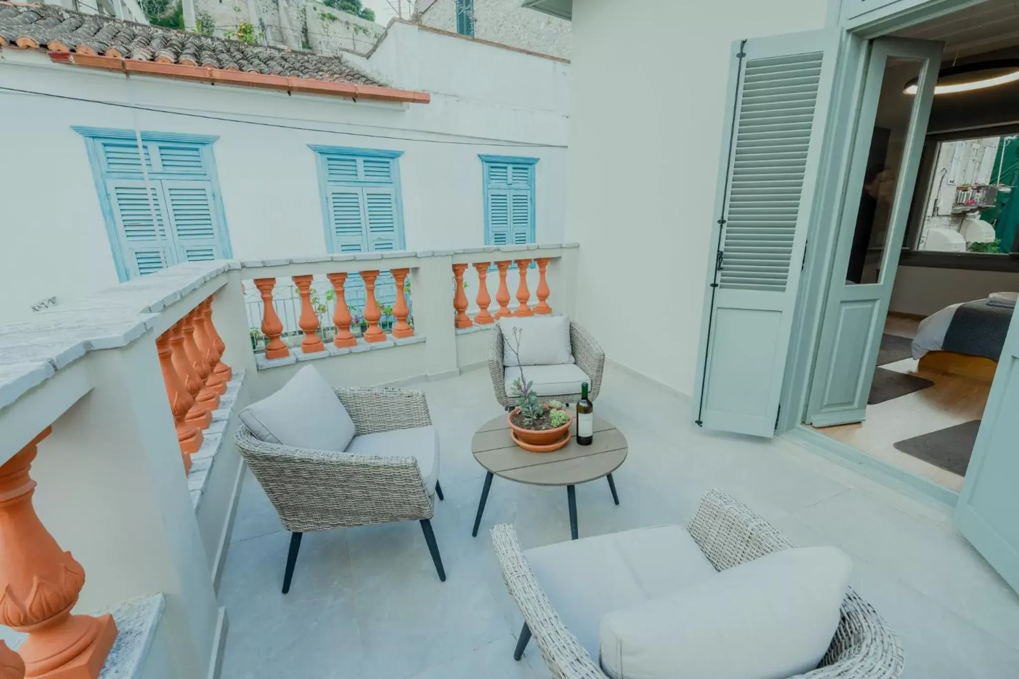 Balcony/Terrace, Seating Area in Impero Nafplio Hotel & Suites