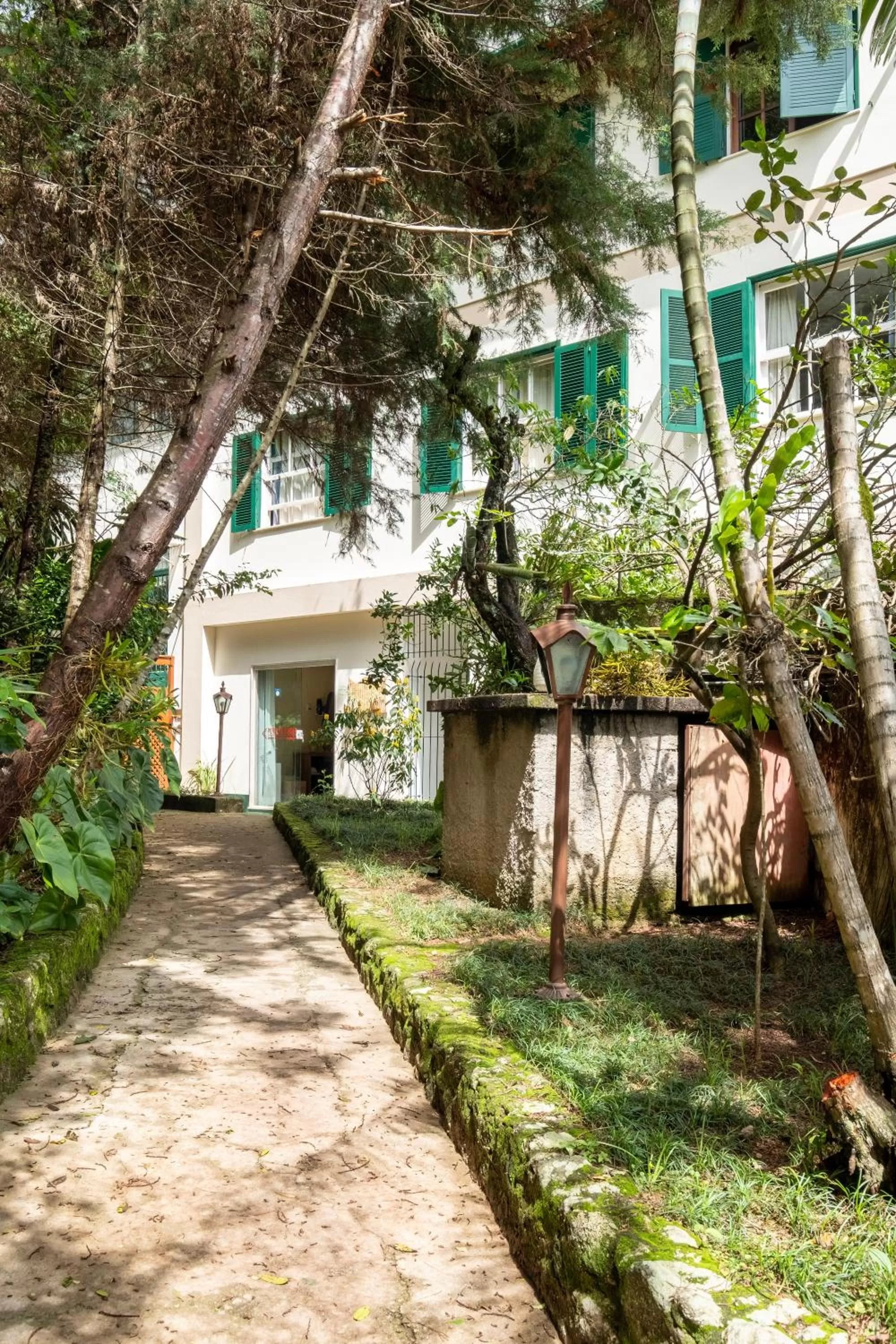 Garden view in Hotel Mount Everest