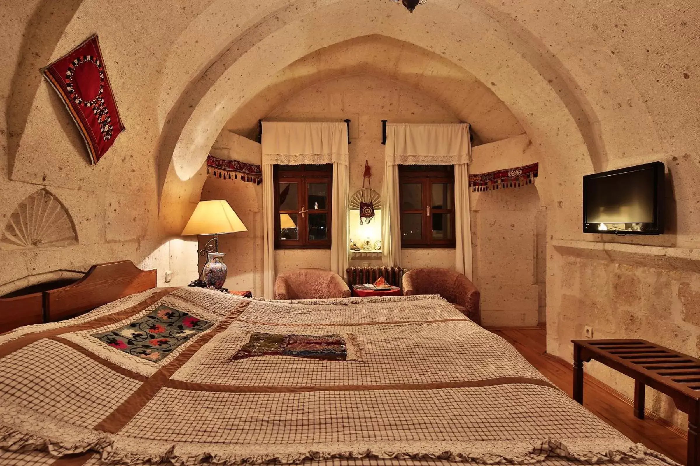 TV and multimedia, Bed in Cappadocia Cave Suites