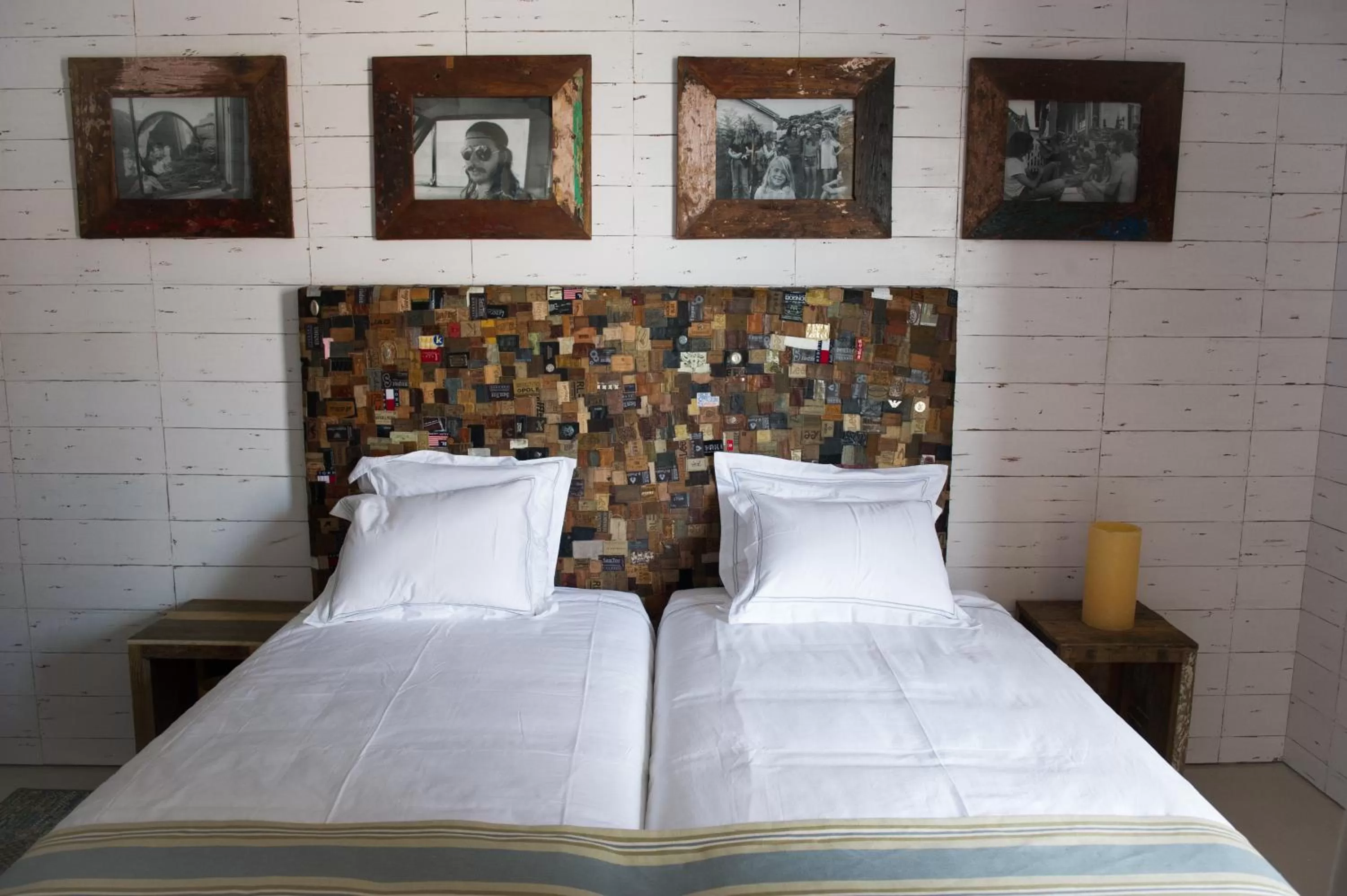 Bed in Surfers Lodge Peniche