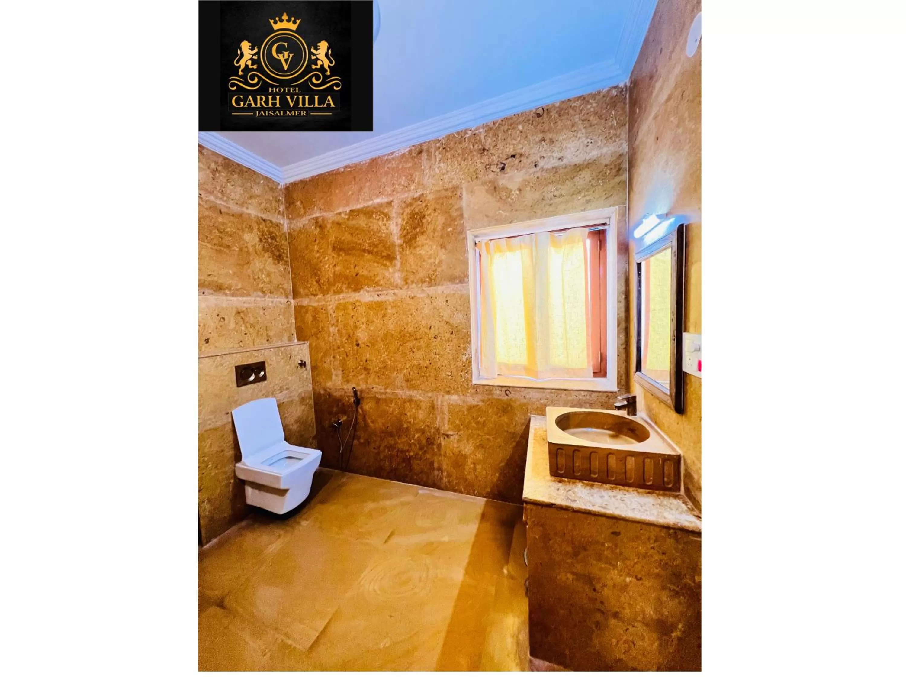 Property building in Hotel Garh Vila