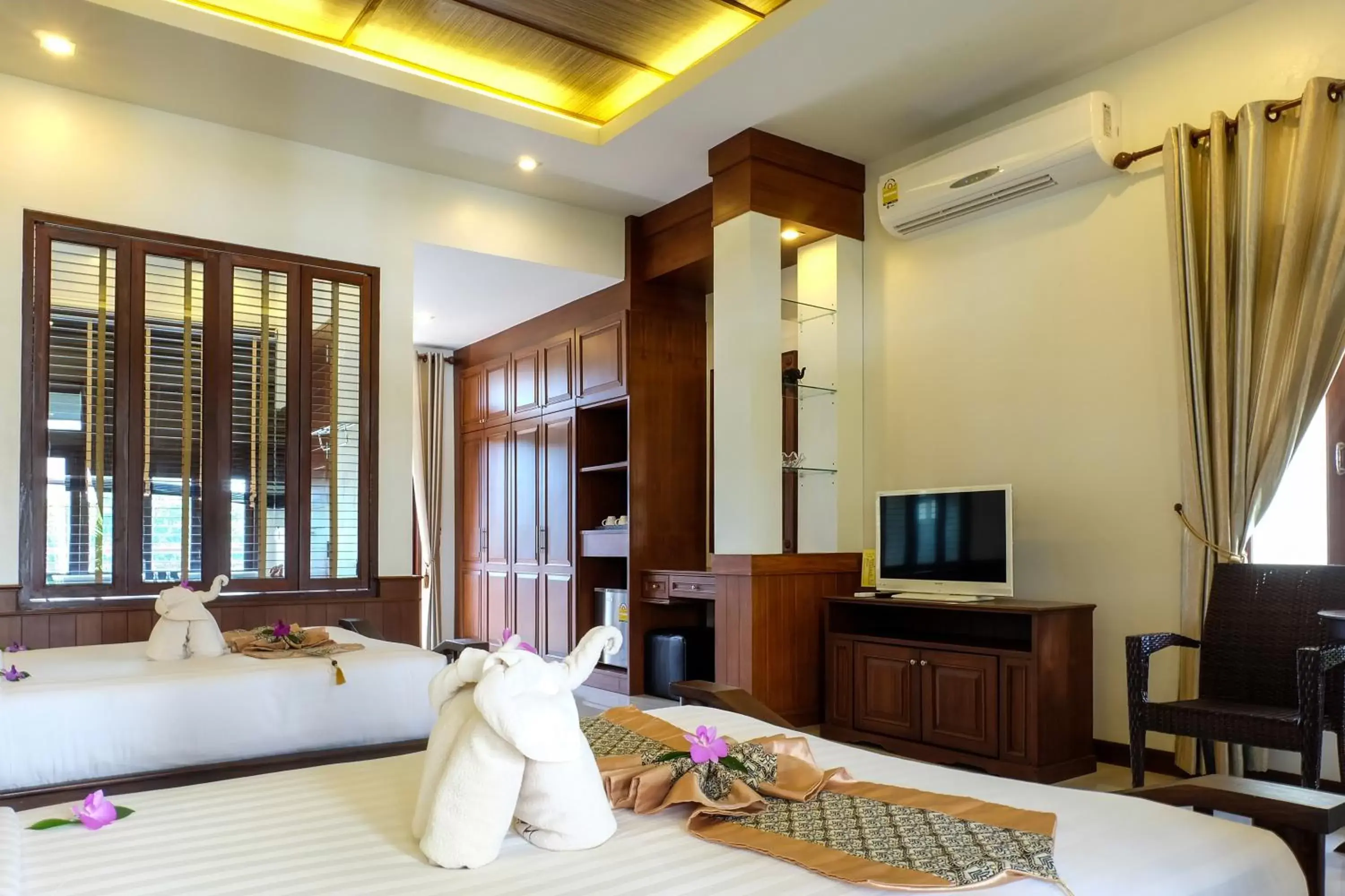 Bedroom in Bhu Tarn Koh Chang Resort & Spa
