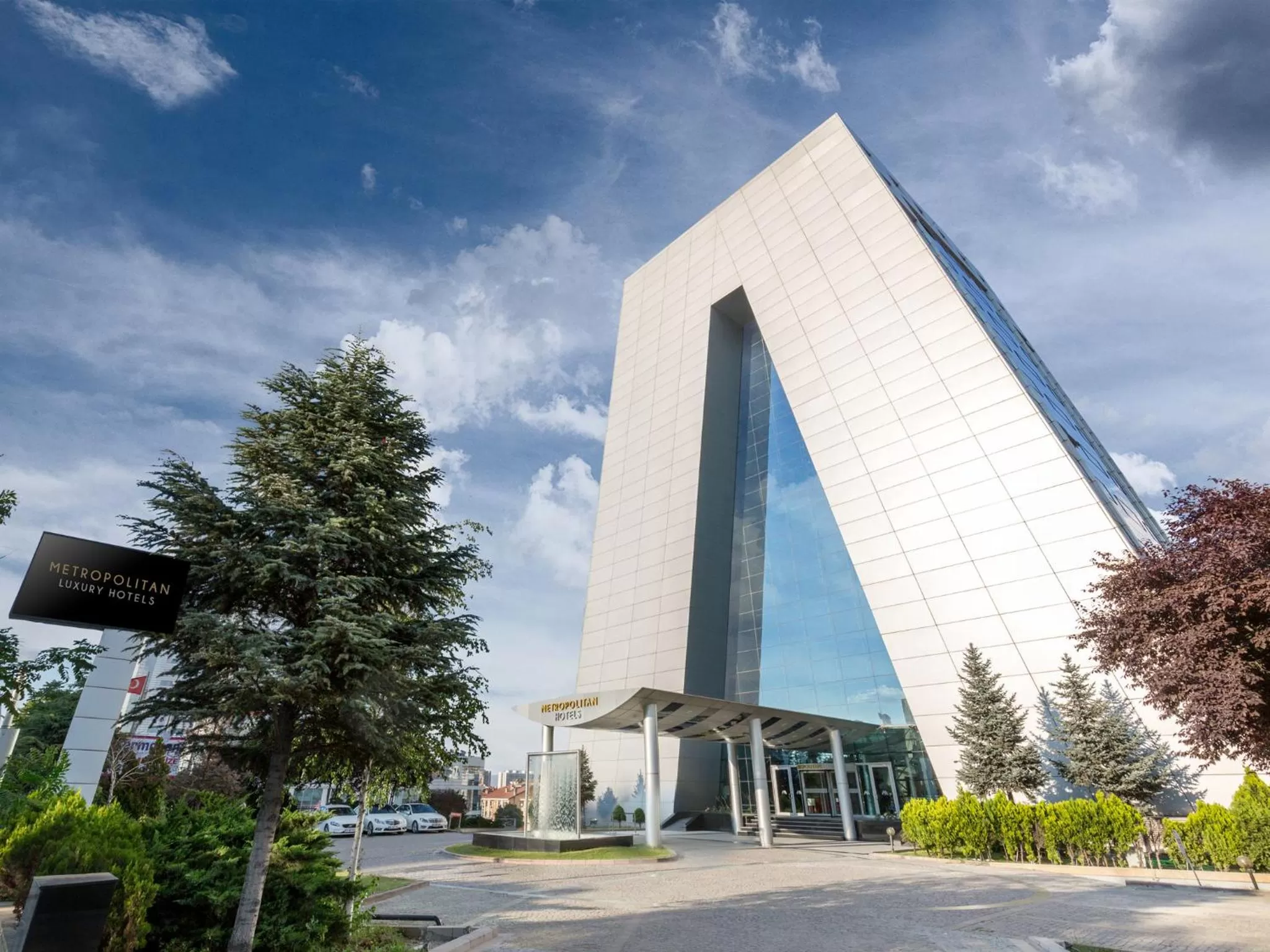 Property building in Metropolitan Hotels Ankara