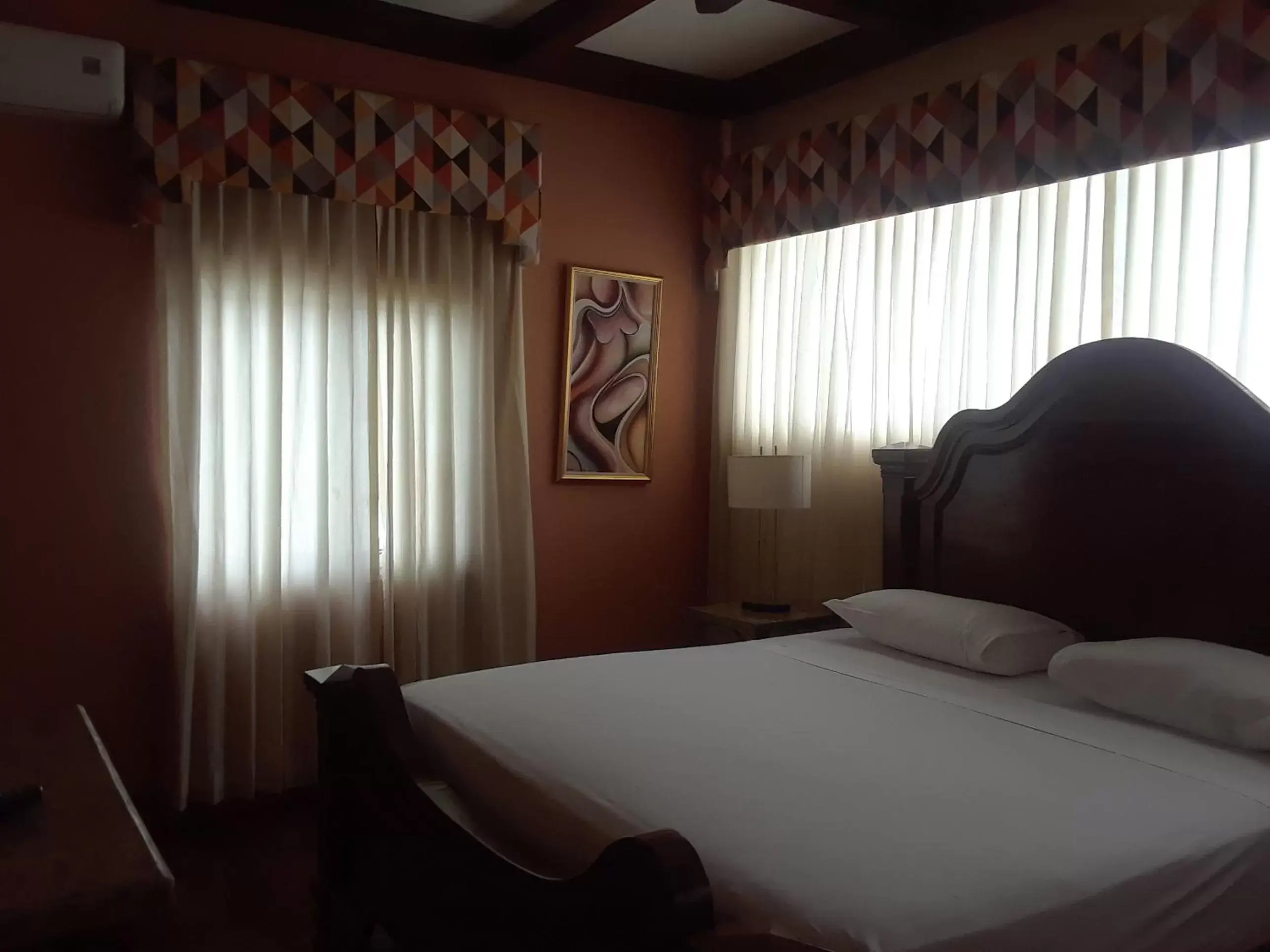Bedroom, Bed in Spanish Dream Hotel