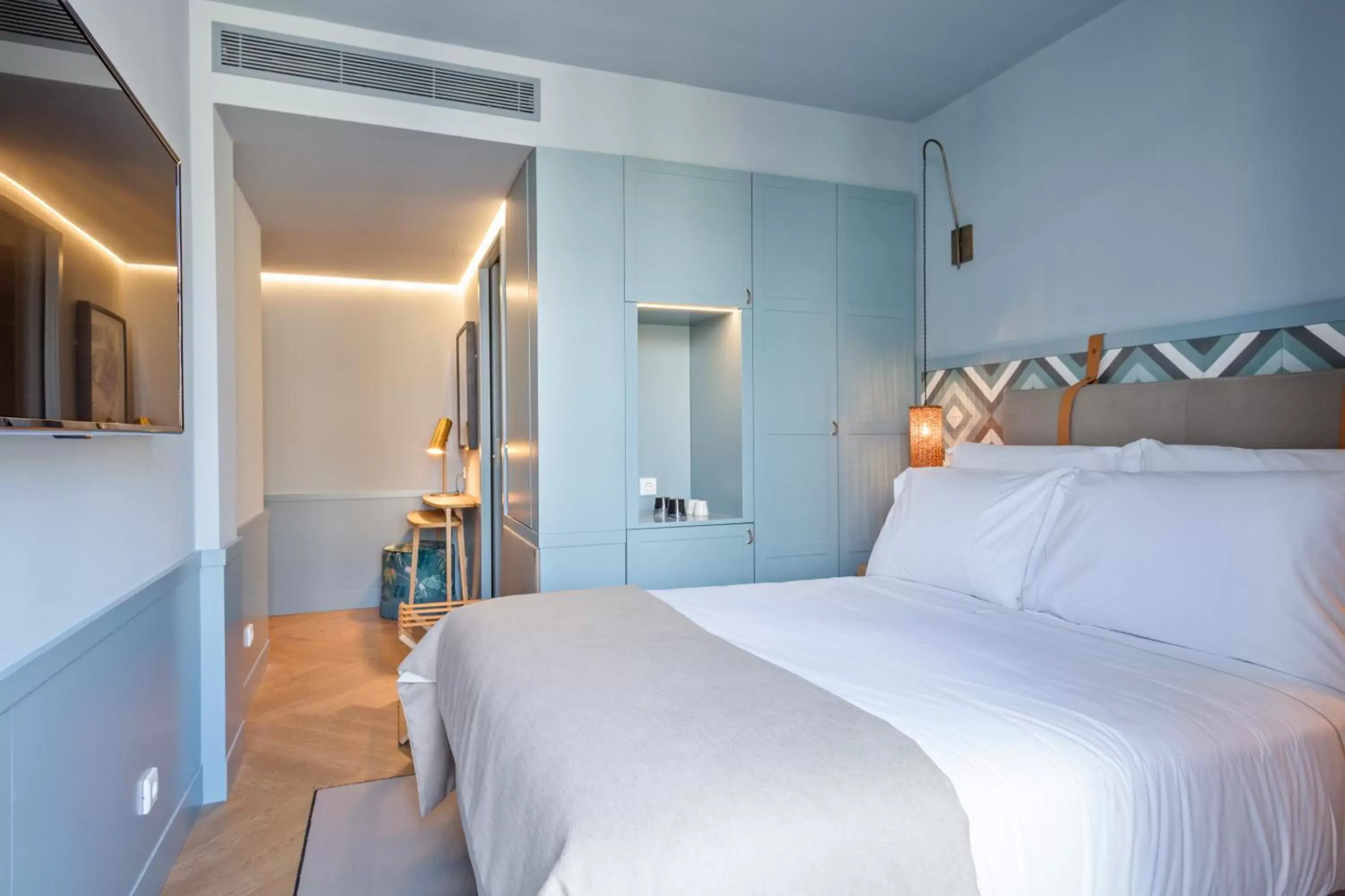 Bed in Pur Oporto Boutique Hotel by actahotels