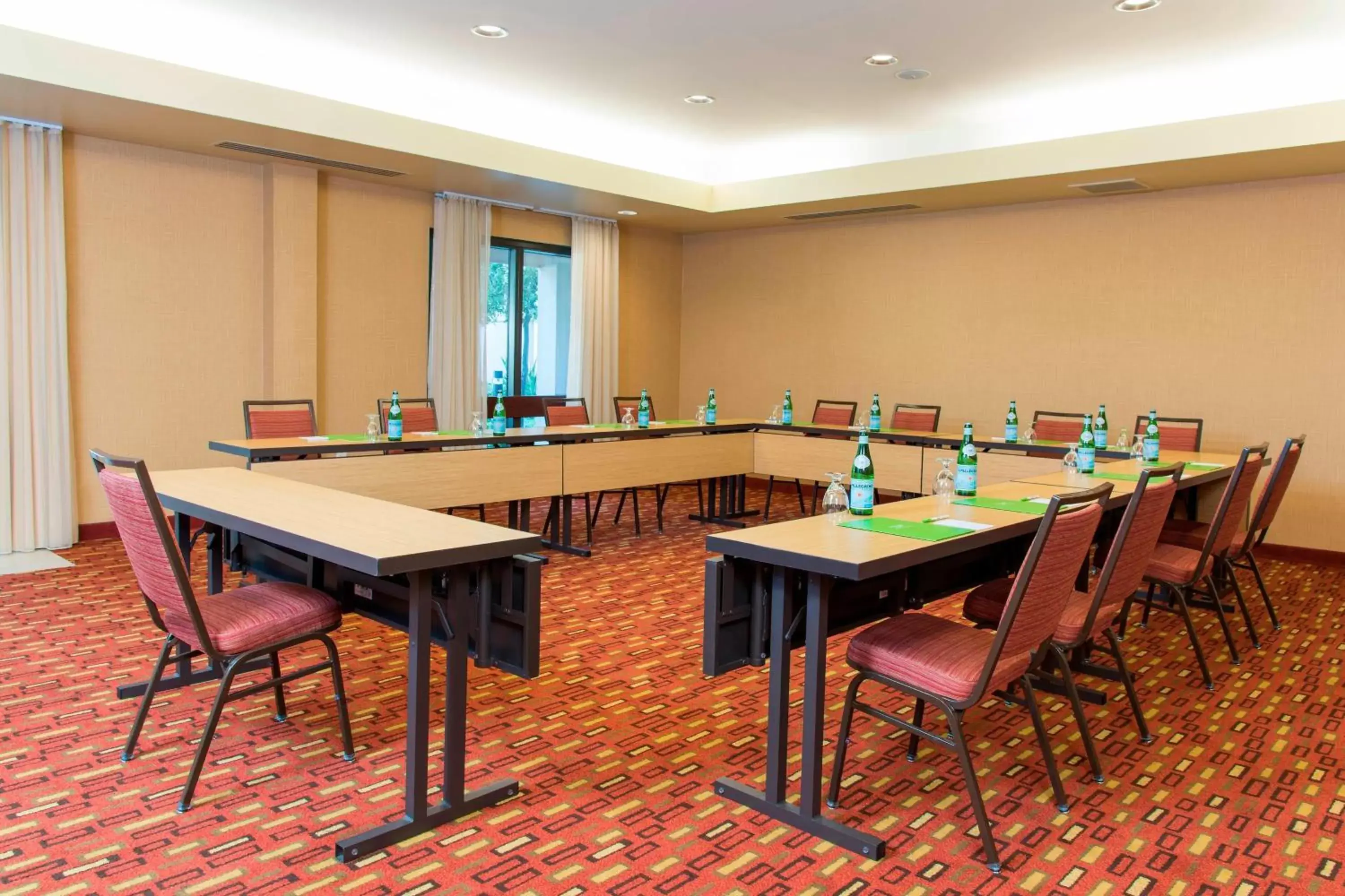 Meeting/conference room in Courtyard by Marriott Livermore