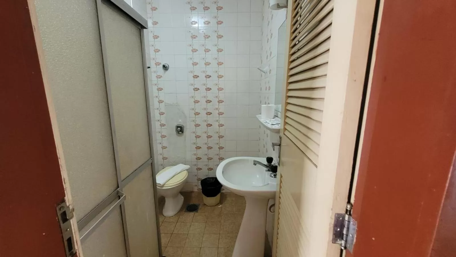 Toilet in Hotur Hotel