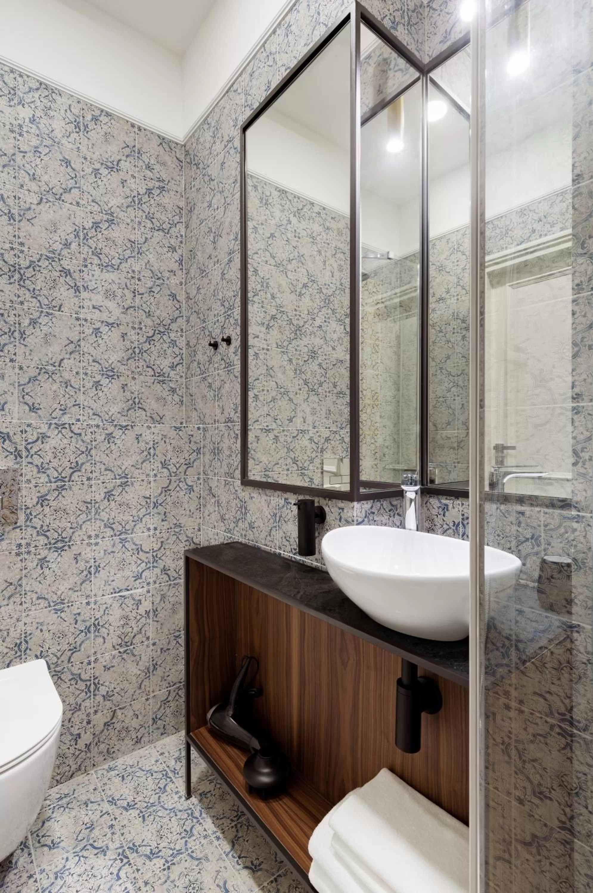 Shower in Starowislna 77