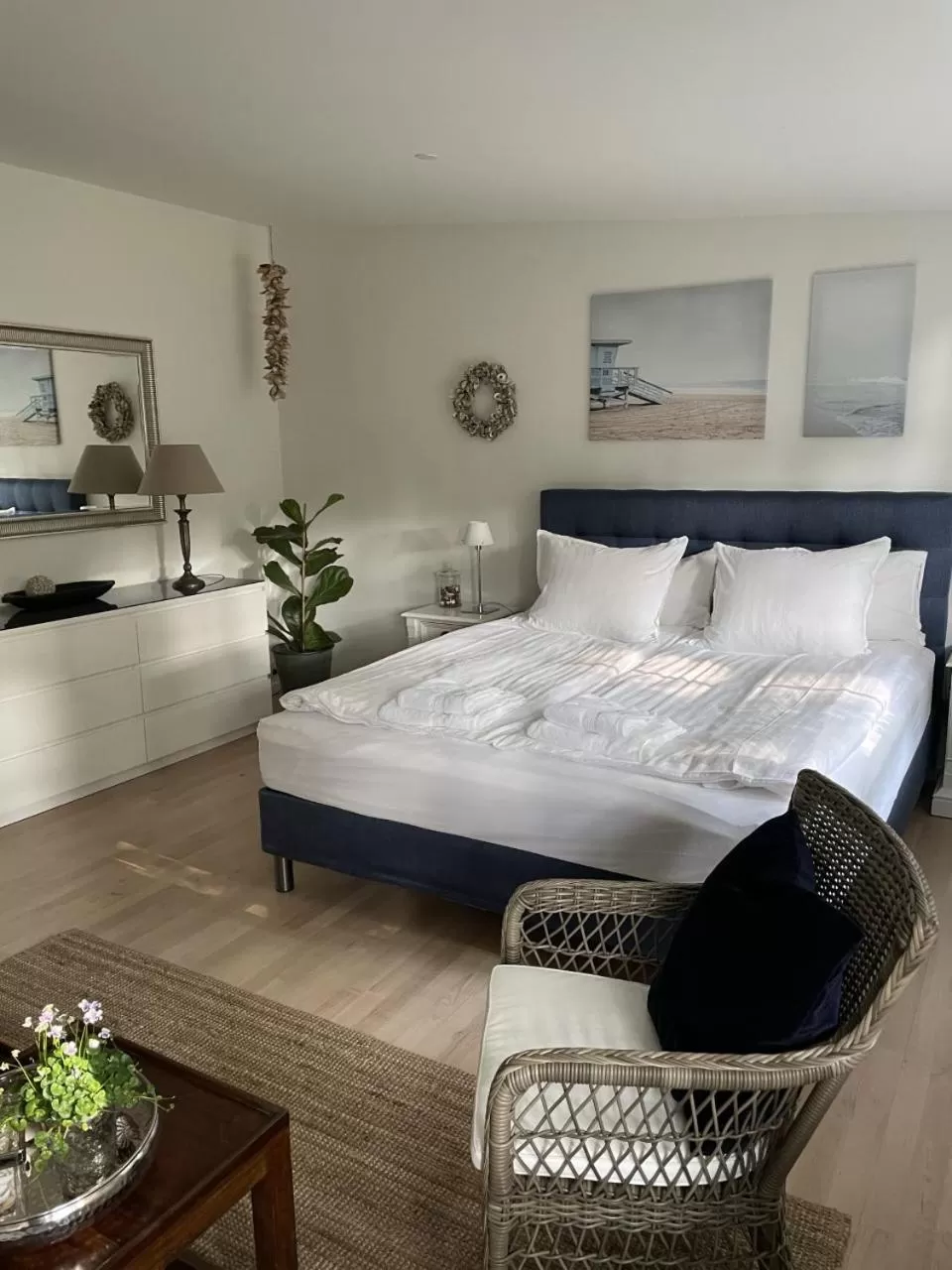 Bed in Trouville Bed & Breakfast