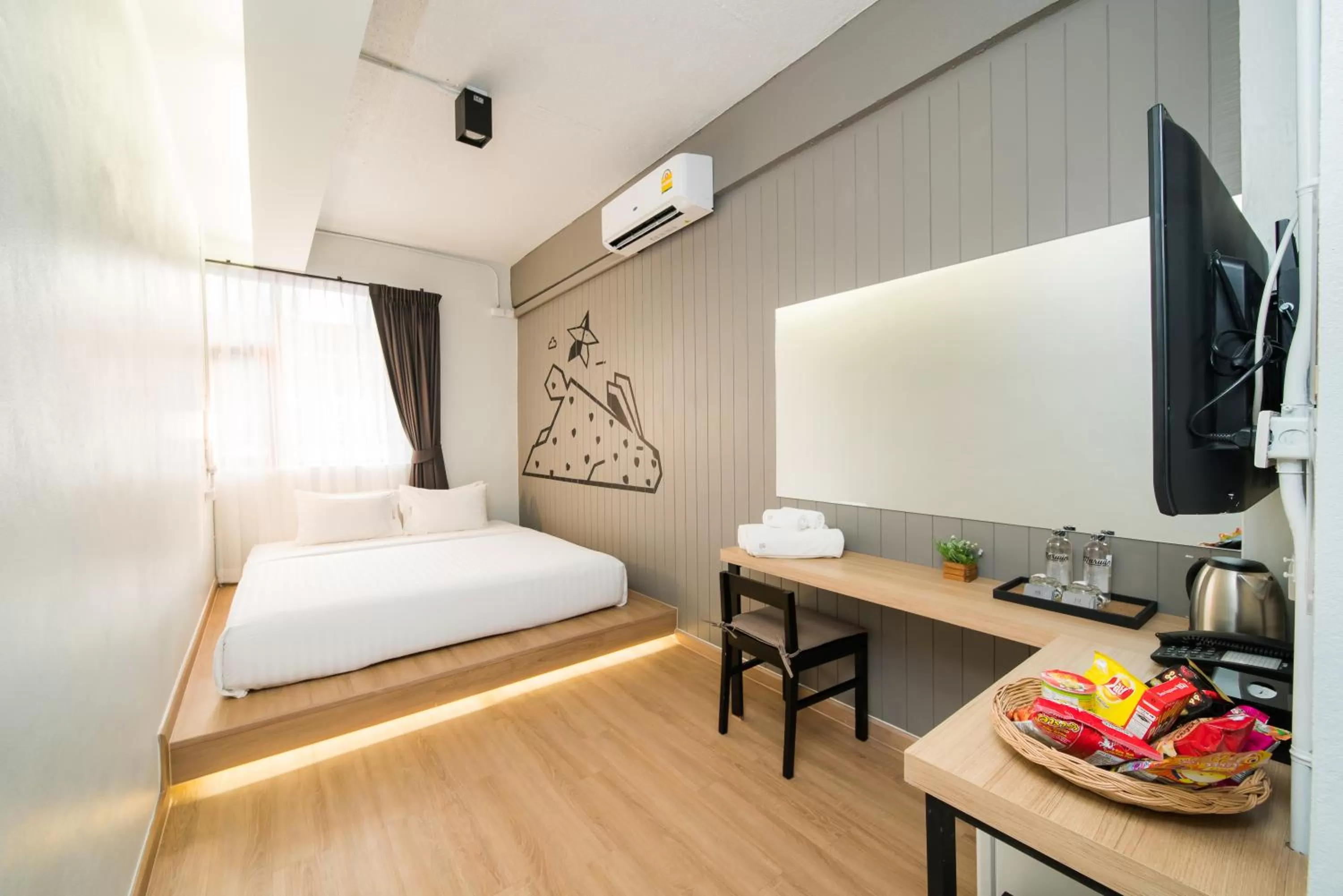 Bedroom, Bed in Marwin Villa