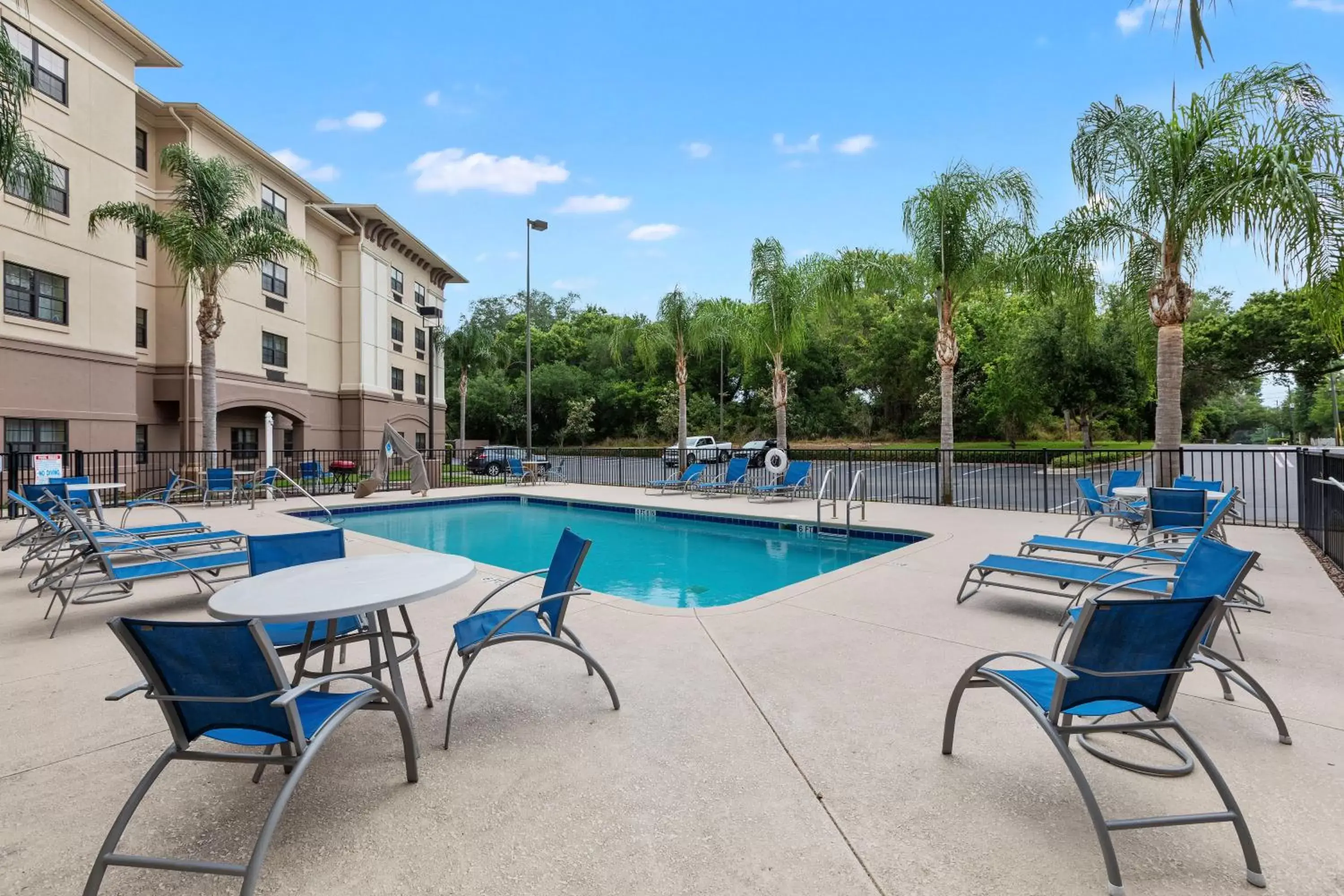 Swimming pool in Extended Stay America Premier Suites - Lakeland - I-4 Swimming pool in Extended Stay America Premier Suites - Lakeland - I-4