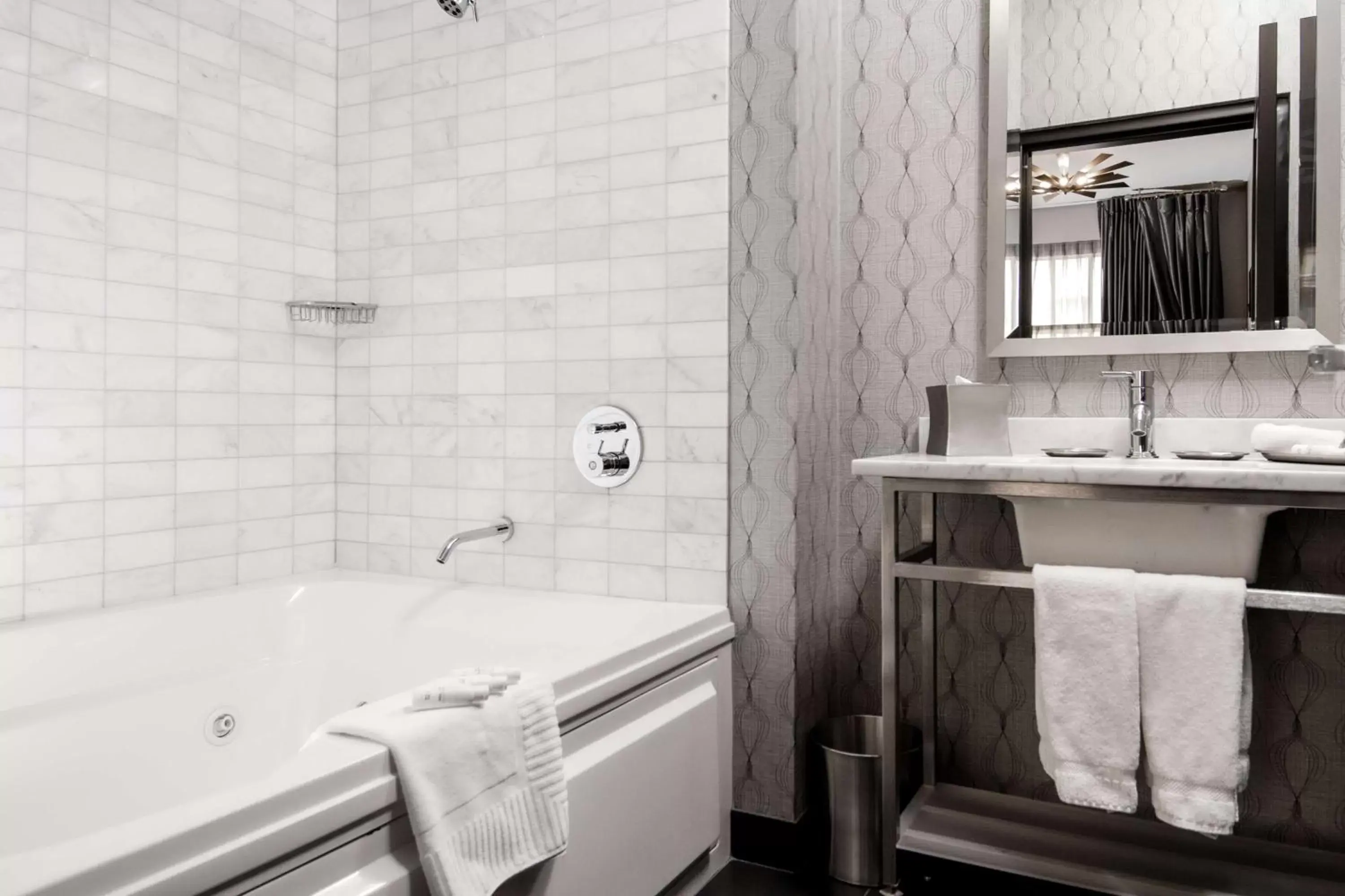 Bathroom in The Allegro Royal Sonesta Hotel Chicago Loop