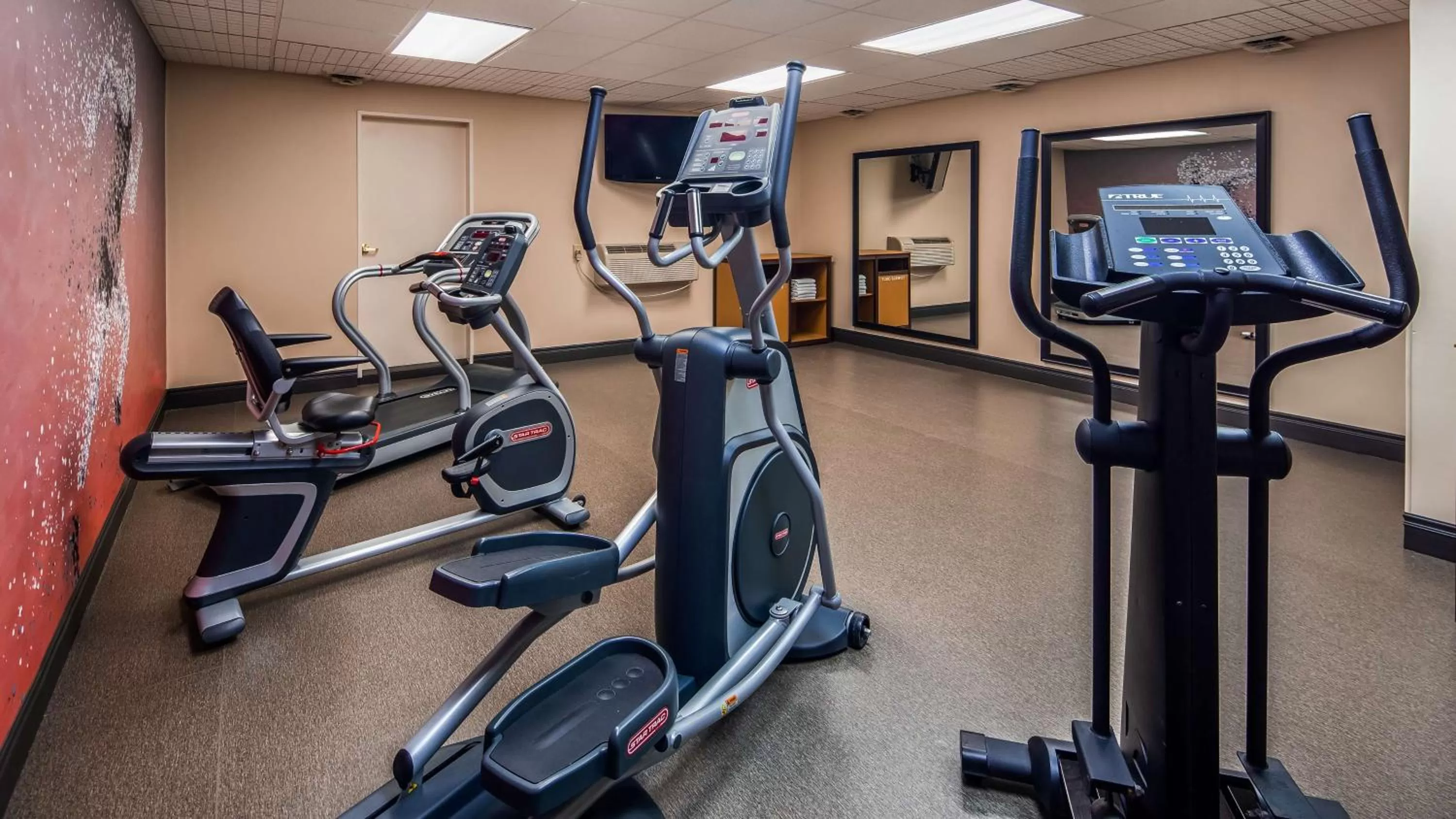 Fitness centre/facilities in Best Western Sault Ste. Marie